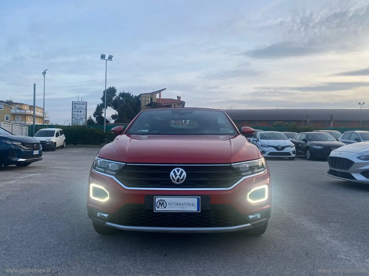 Volkswagen T-Roc Cabriolet 1.5 TSI ACT DSG Style Rouge - 2