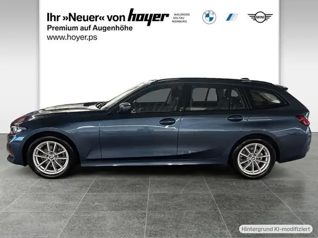 BMW 3 Series view 3