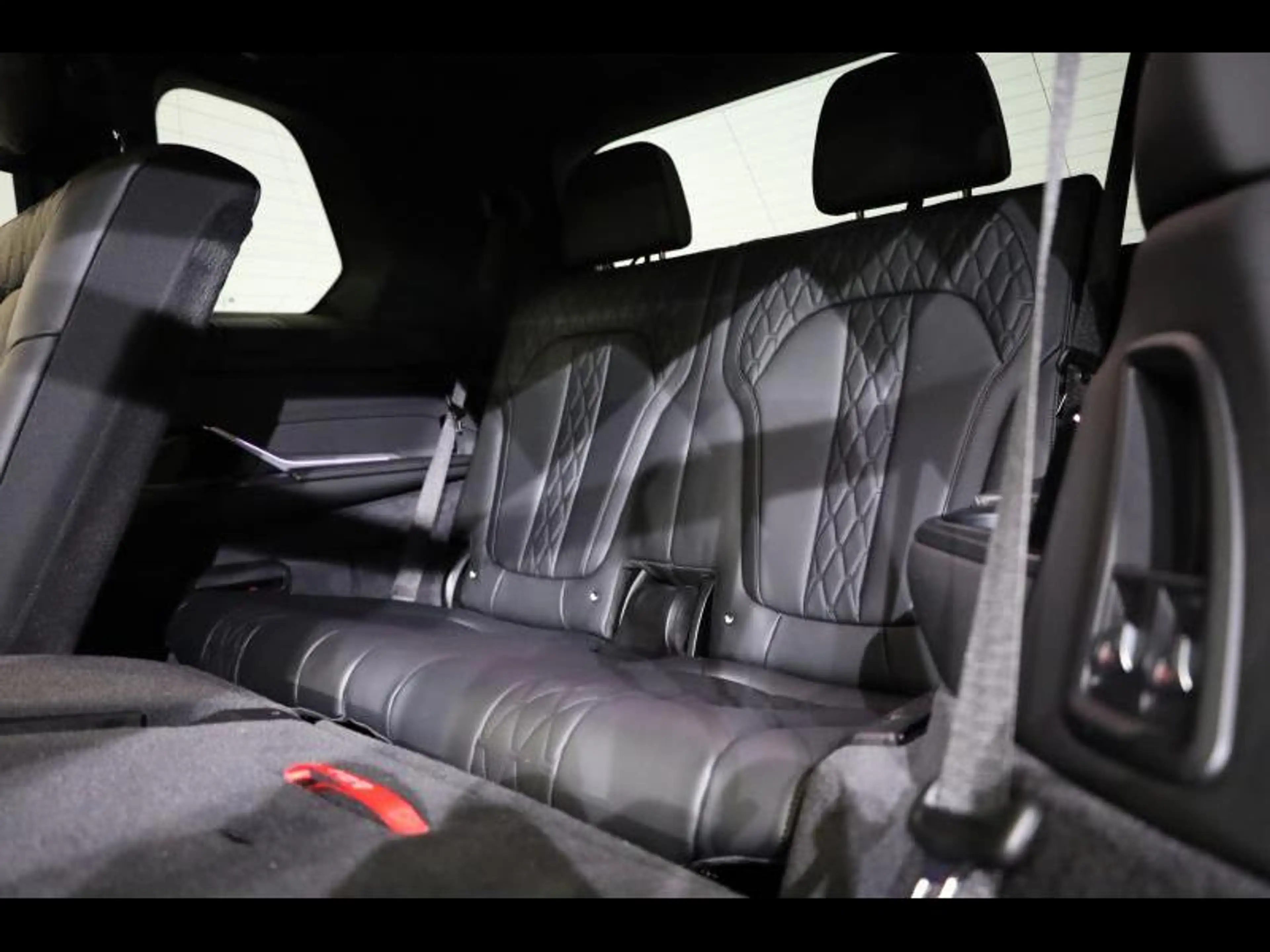 BMW X7 xDrive40d Kit M Sport — photo 11