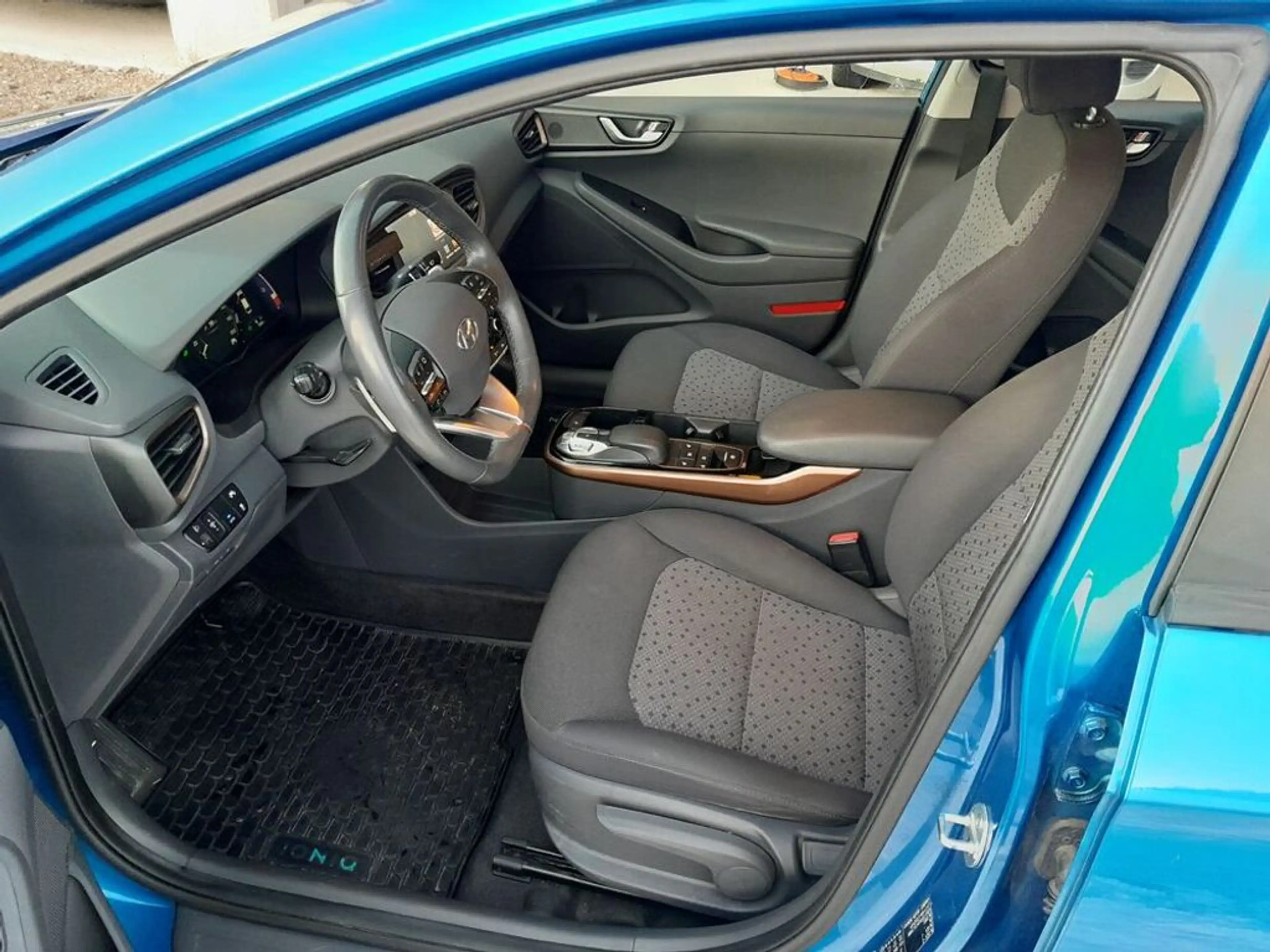 Hyundai IONIQ Premium Elektro Finanzierung möglich — photo 8