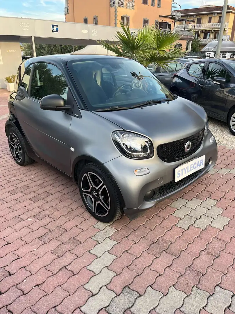 smart forTwo 90 0.9 Turbo Gris - 1