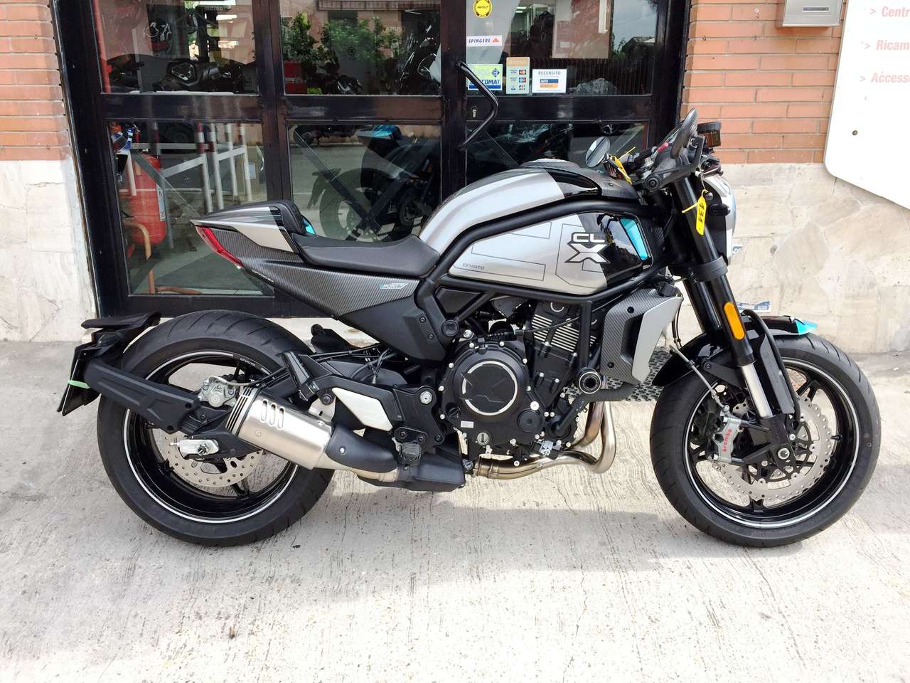 CFMOTO 700 CL-X SPORT 2024 - FINANZIAMENTI