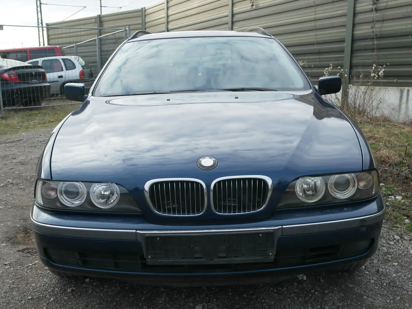 BMW 520 5er 520i touring Tüv Au 12/2027 - 2