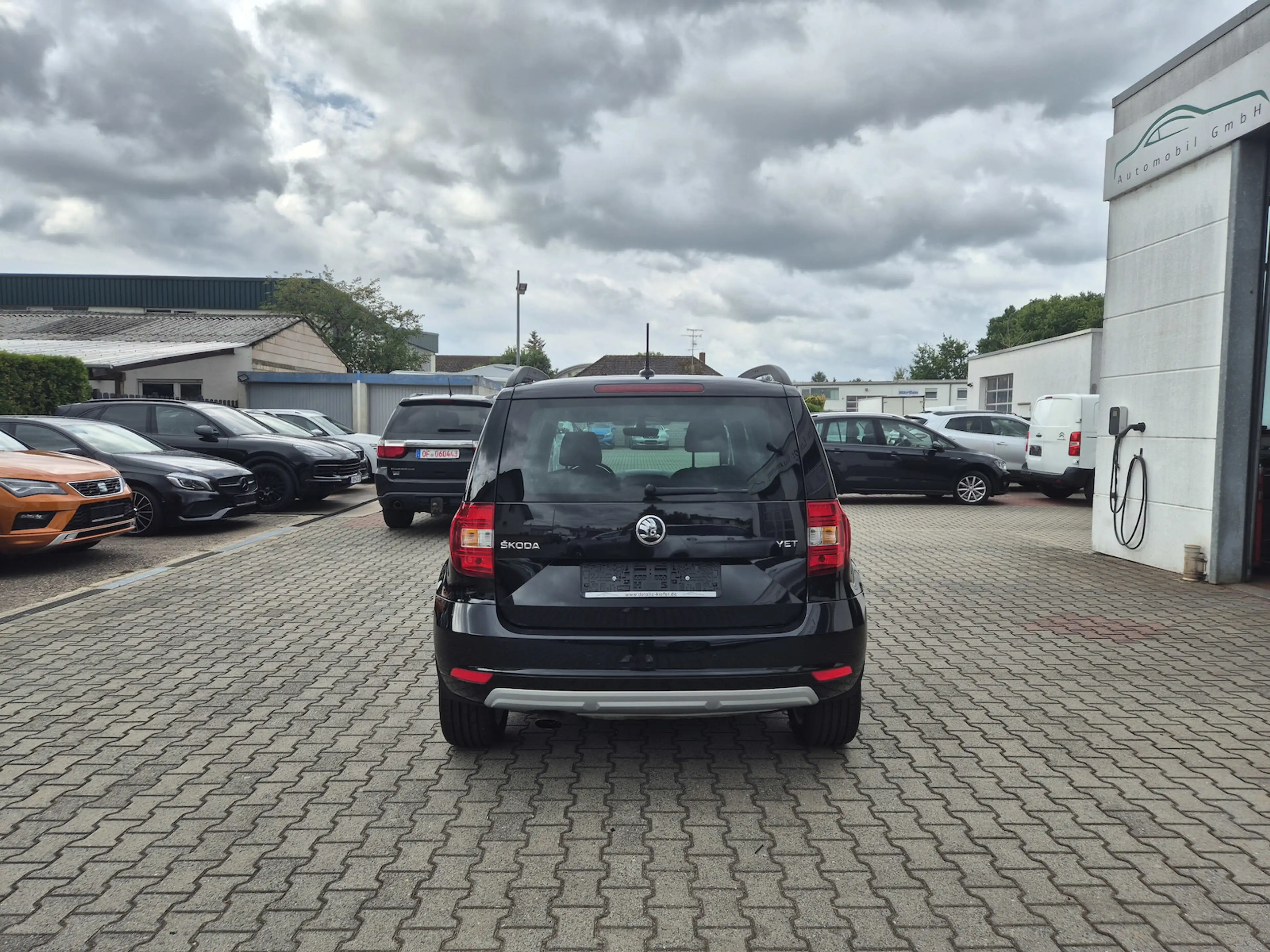 Skoda Yeti Drive Automatik, Bi-Xenon, Einparkhilfe, Klima, — photo 6
