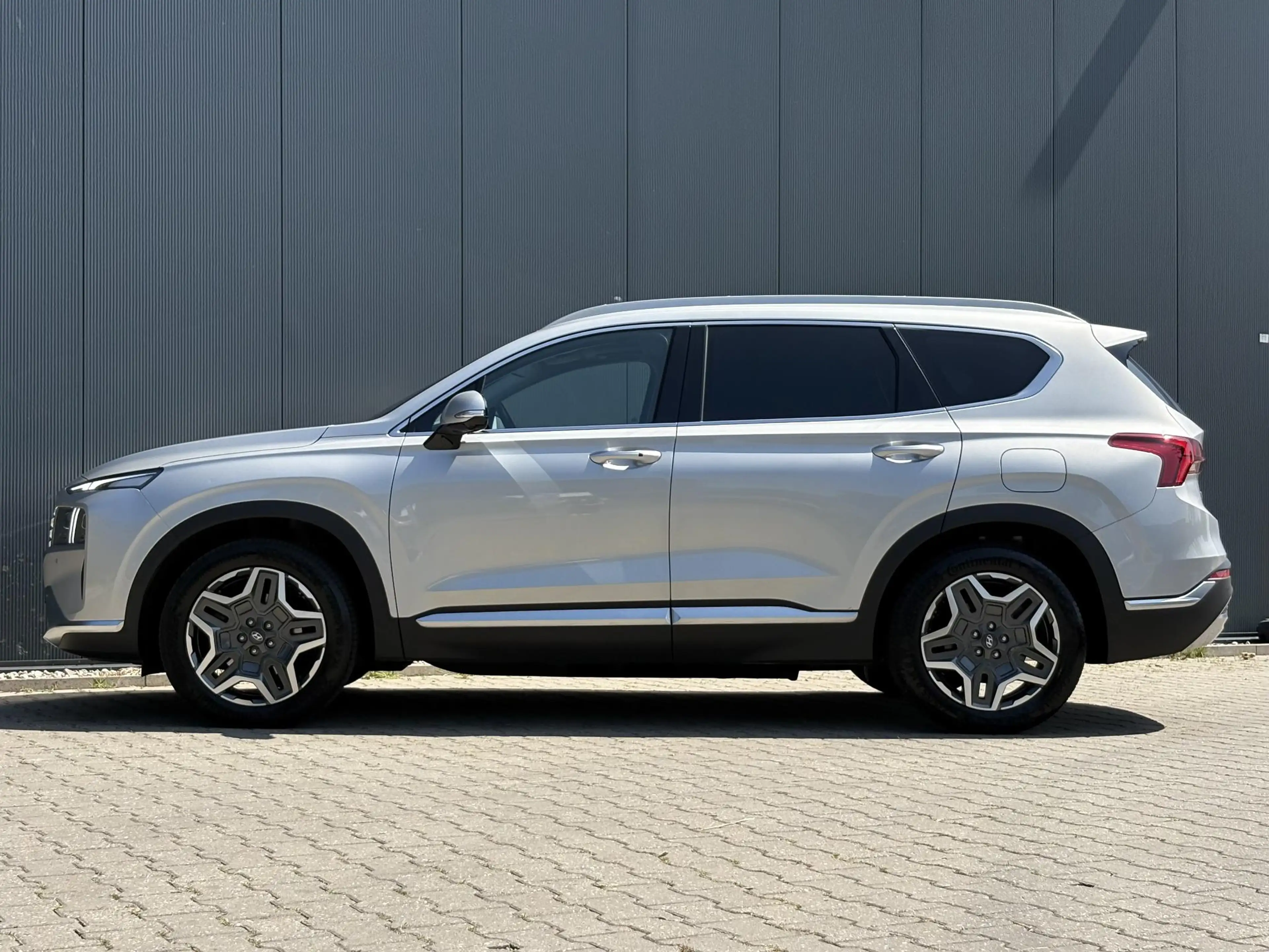 Hyundai SANTA FE 1.6 T-GDI PHEV Premium Sky 7p. SOH 100% / Elektris — photo 5