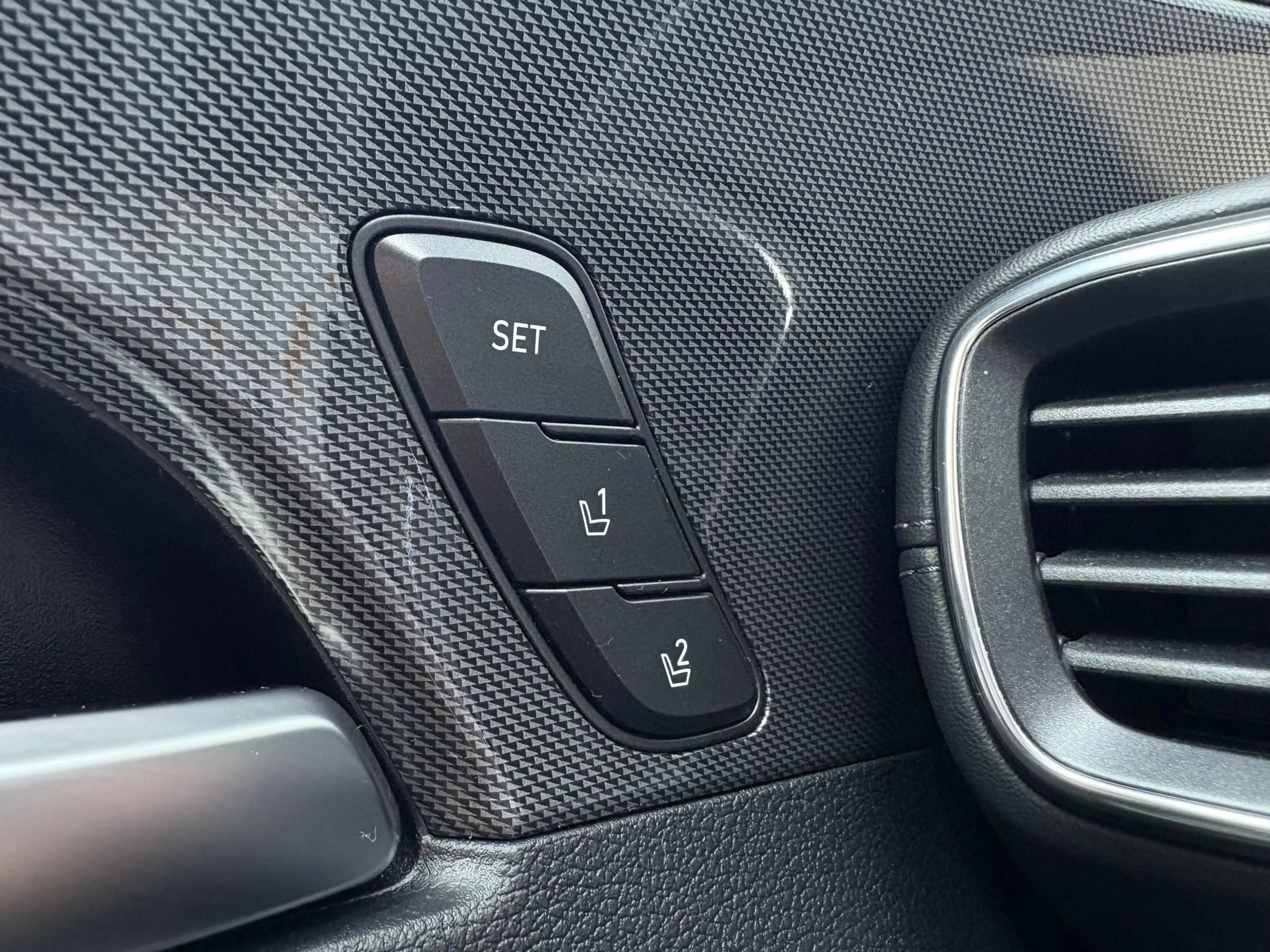 Hyundai SANTA FE 1.6 T-GDI PHEV Premium Sky 7p. SOH 100% / Elektris — photo 35
