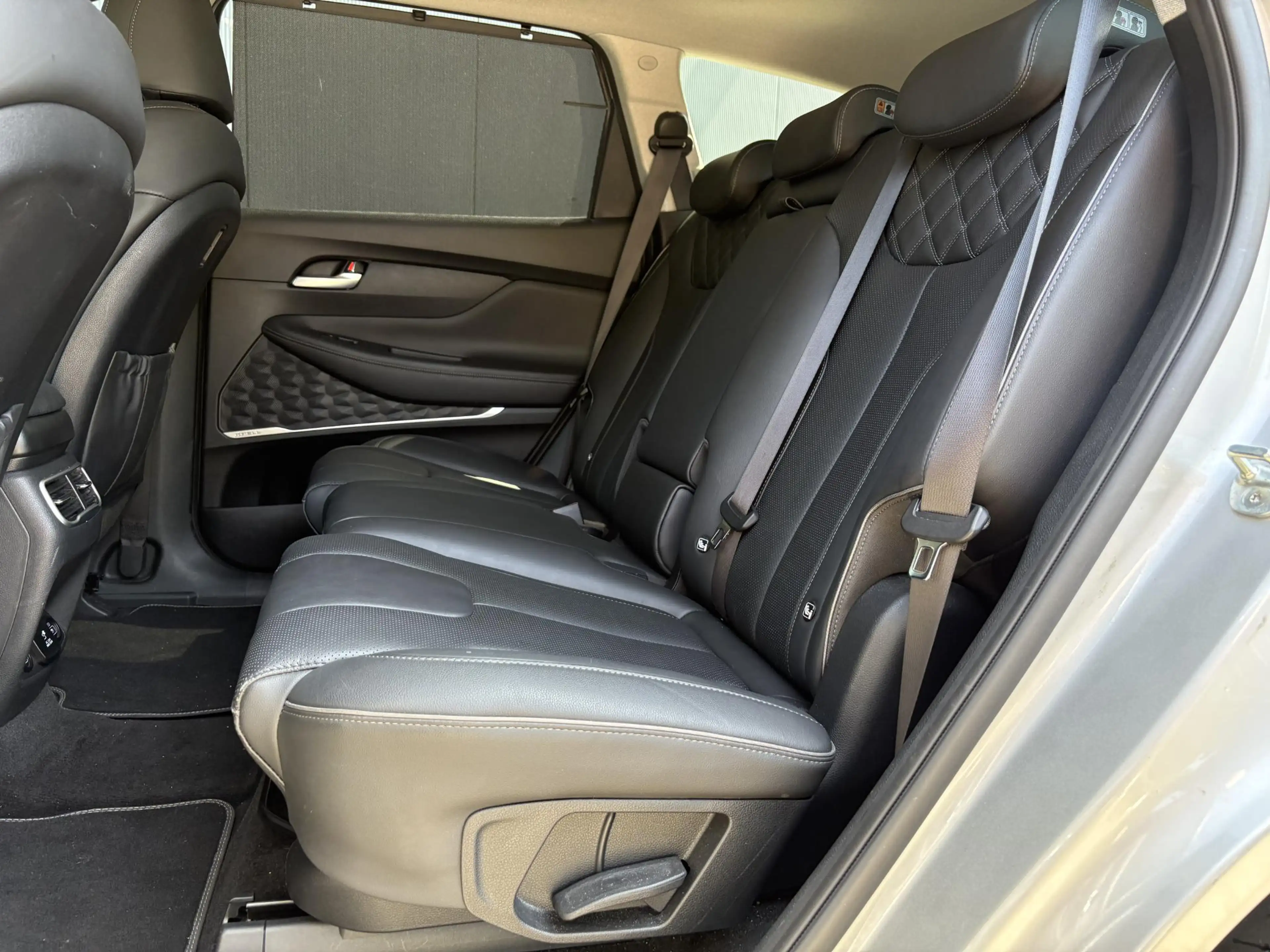 Hyundai SANTA FE 1.6 T-GDI PHEV Premium Sky 7p. SOH 100% / Elektris — photo 46