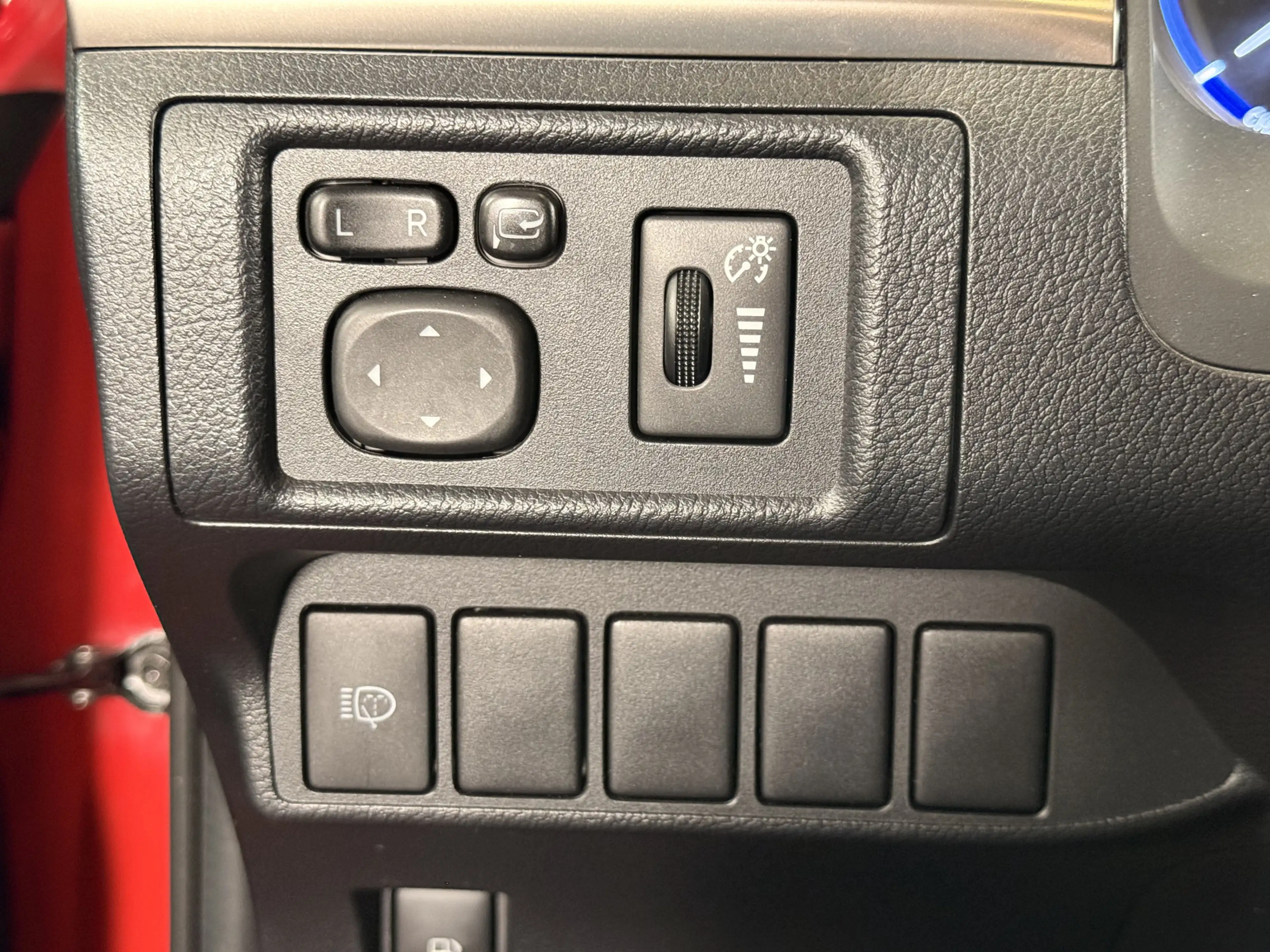 Lexus CT 200h Sport Edition — photo 10