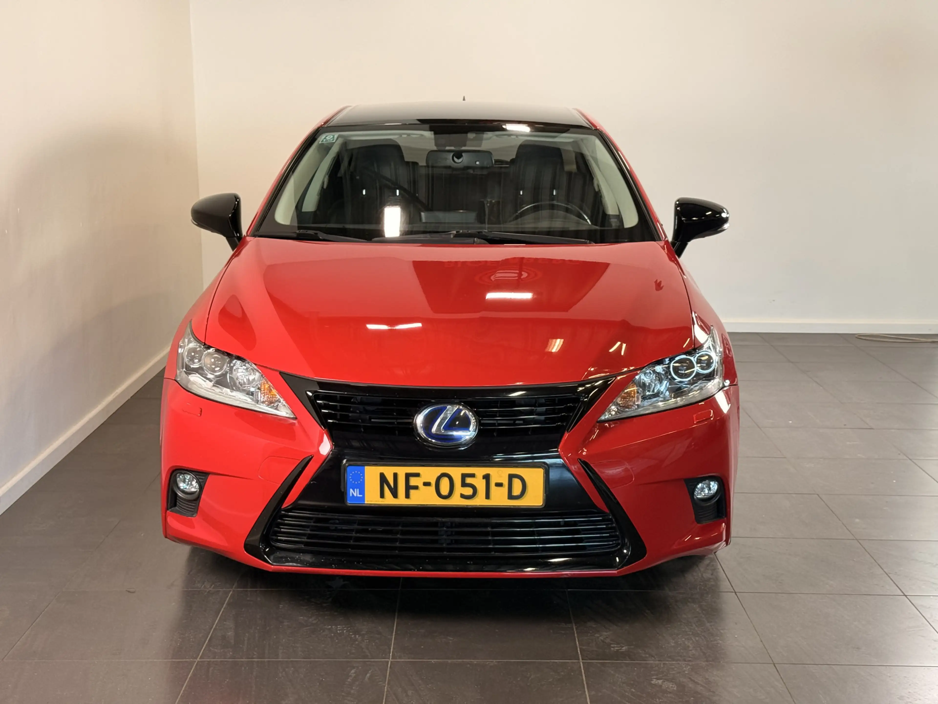 Lexus CT 200h Sport Edition — photo 4