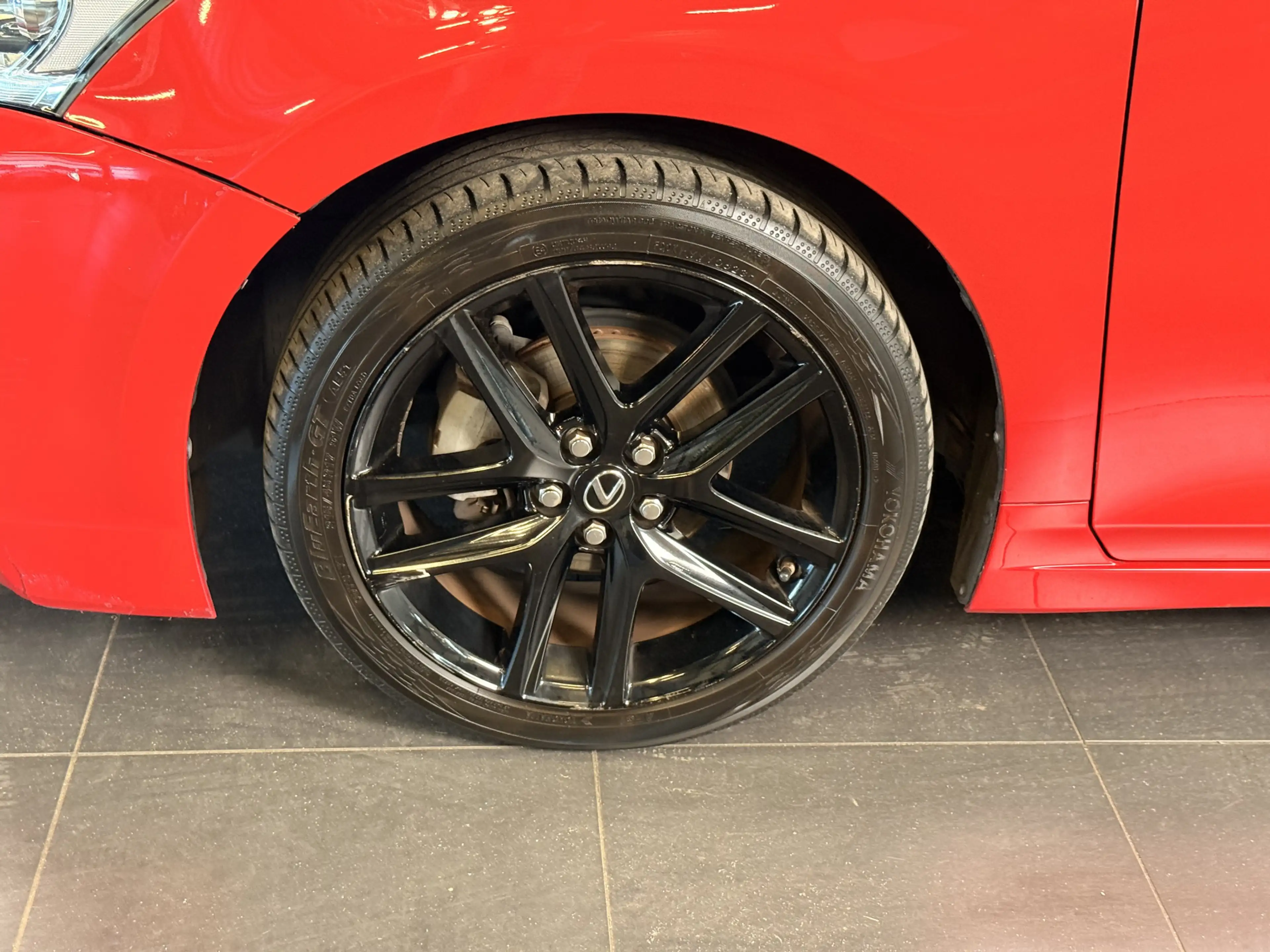 Lexus CT 200h Sport Edition — photo 6