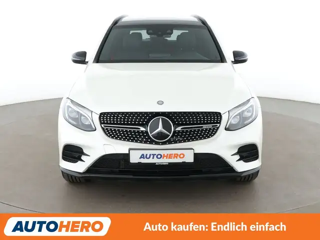Mercedes-Benz Amg GLC 43 view 9