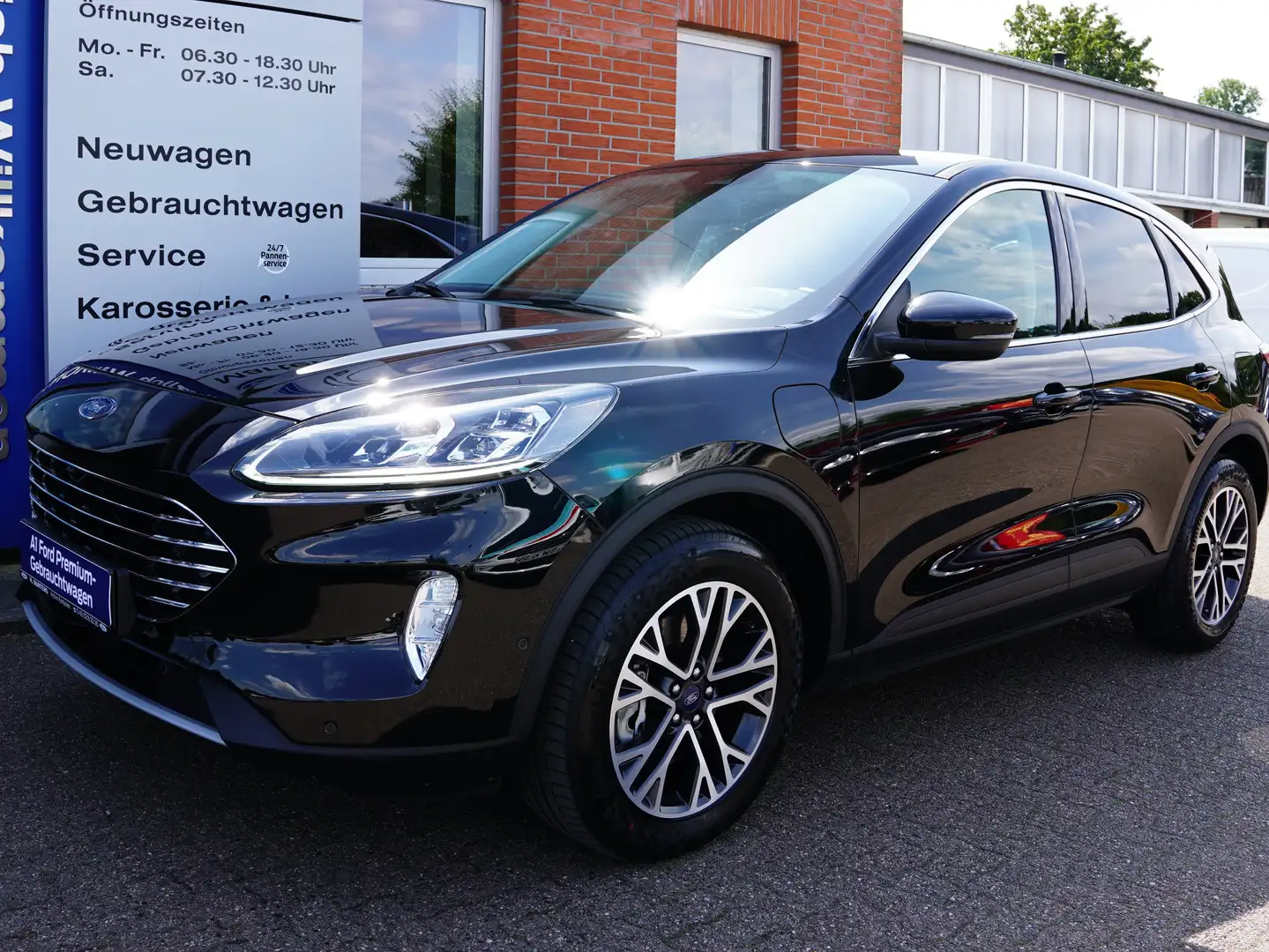 Ford Kuga PHEV Titanium X Automatik | Schwarz - 1