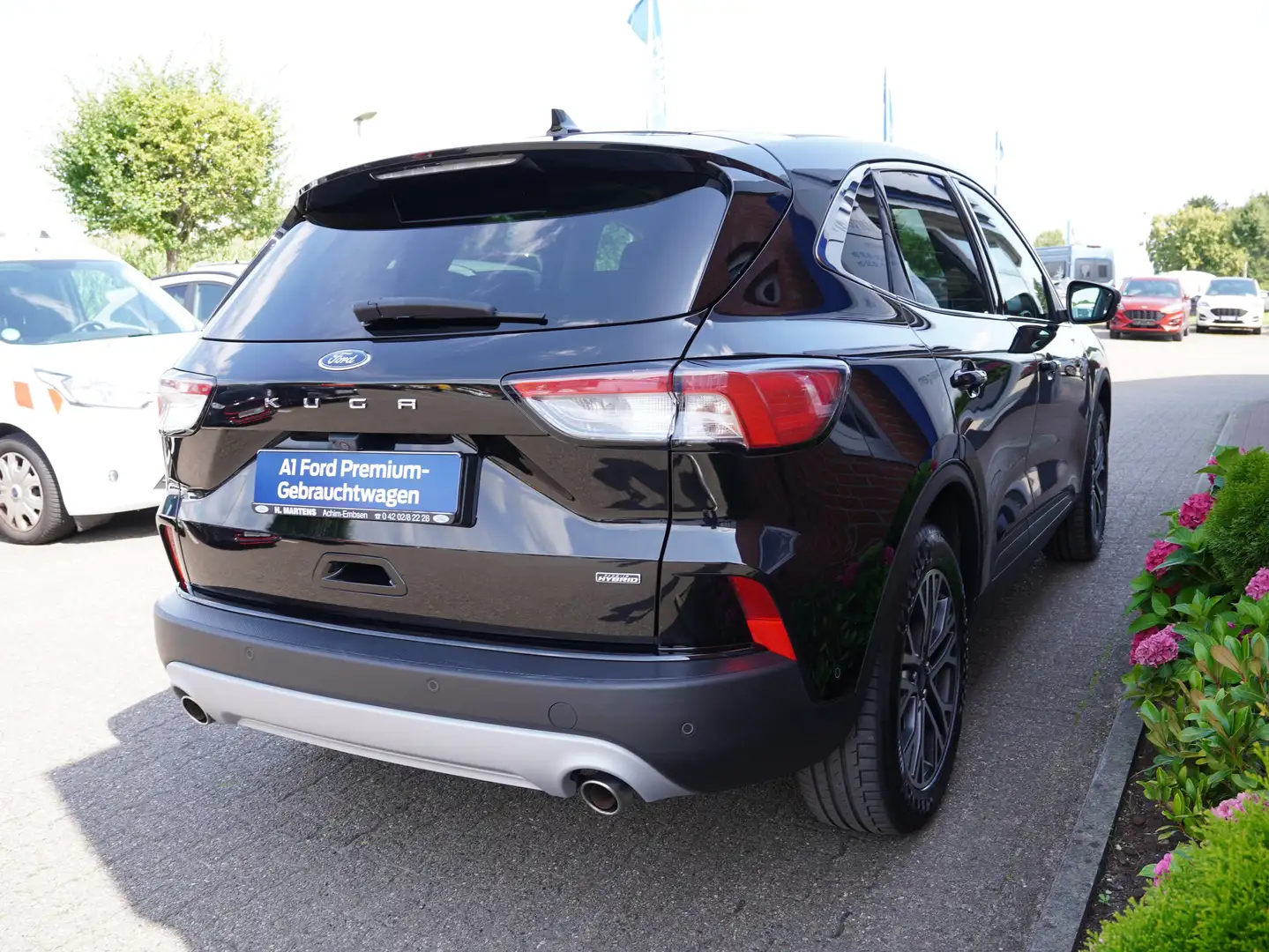 Ford Kuga PHEV Titanium X Automatik | Schwarz - 2