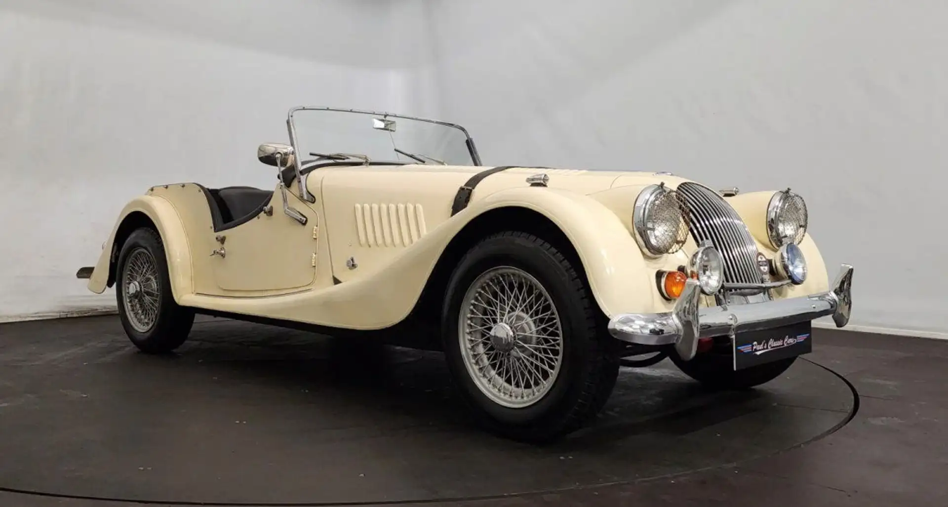 Morgan 4/4 Weiß - 1