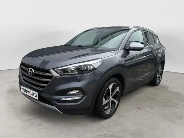 Hyundai TUCSON 1.7 crdi Sound Edition 141cv dct