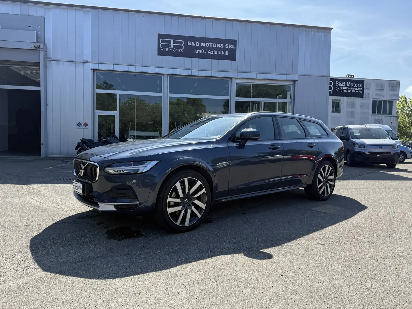 Volvo V90 Cross Country V90 Cross Country 2.0 b5 Business Pro awd auto Blu/Azzurro - 1