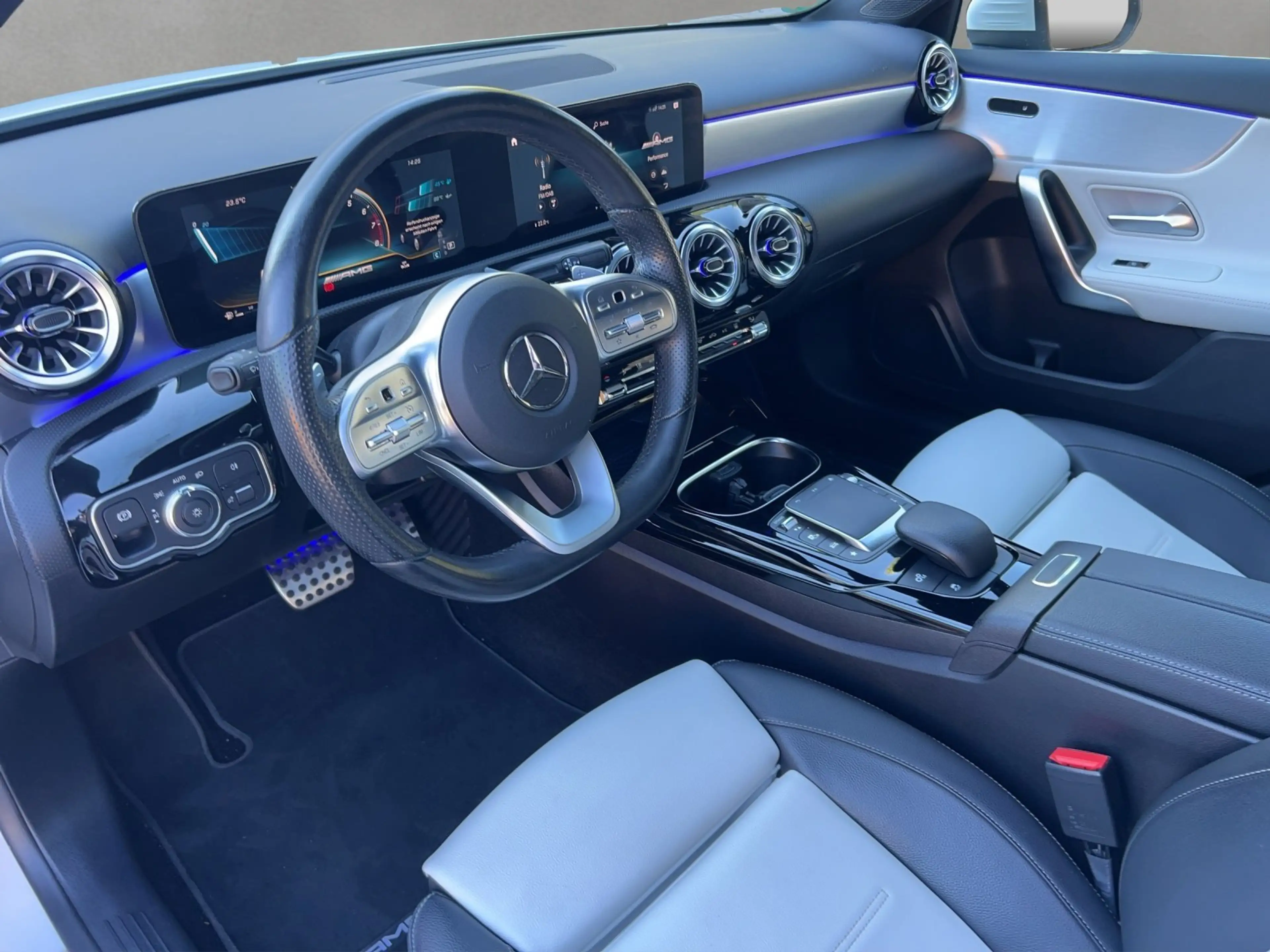 Mercedes-Benz A 35 AMG A35 AMG Limo HighEndMBUX Kamera LED Memo Standhz — photo 10