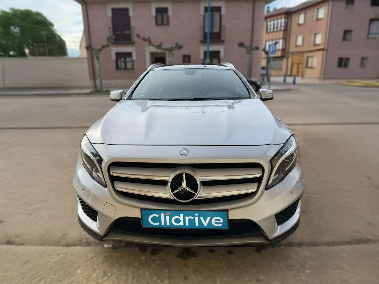 Mercedes-Benz GLA 220 220CDI AMG Line 7G-DCT Gris - 2