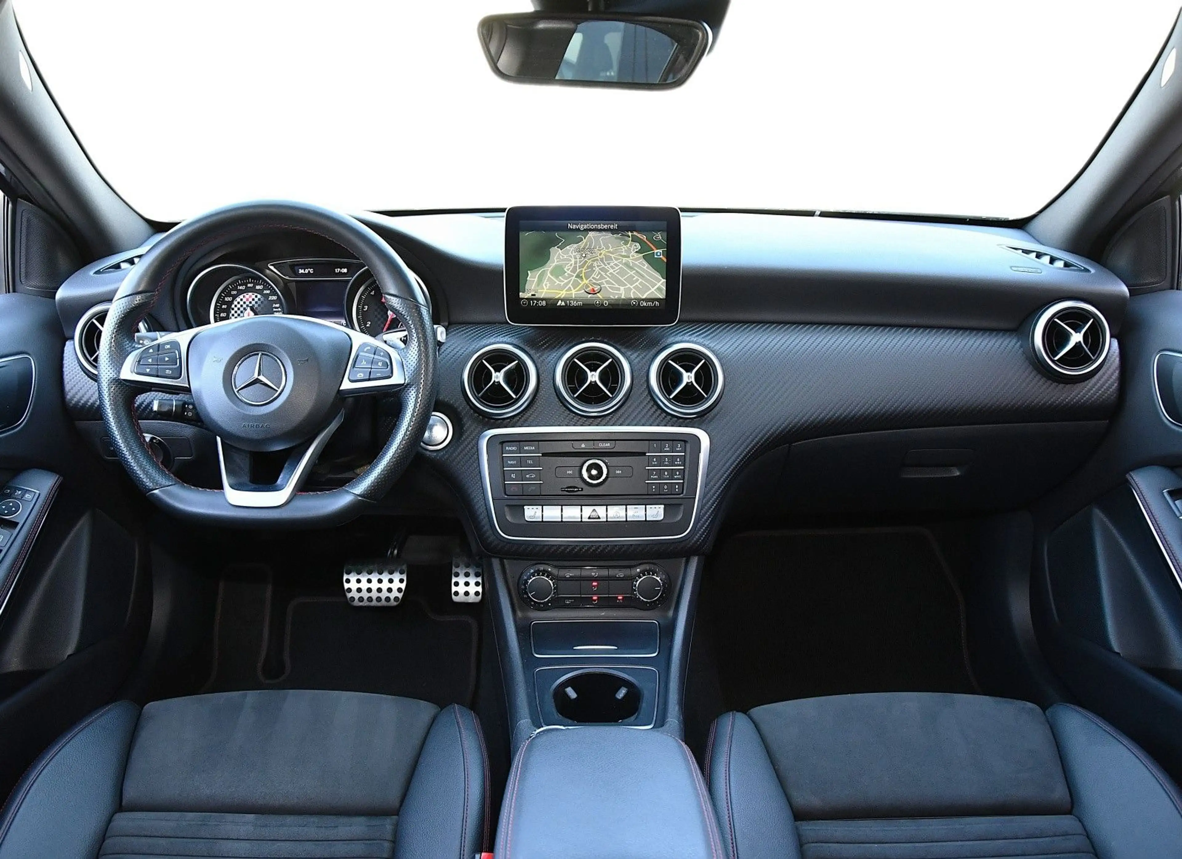 Mercedes-Benz A 200 BlueEfficiency AMG/Sport-Paket*aus 1.Hand* — photo 13