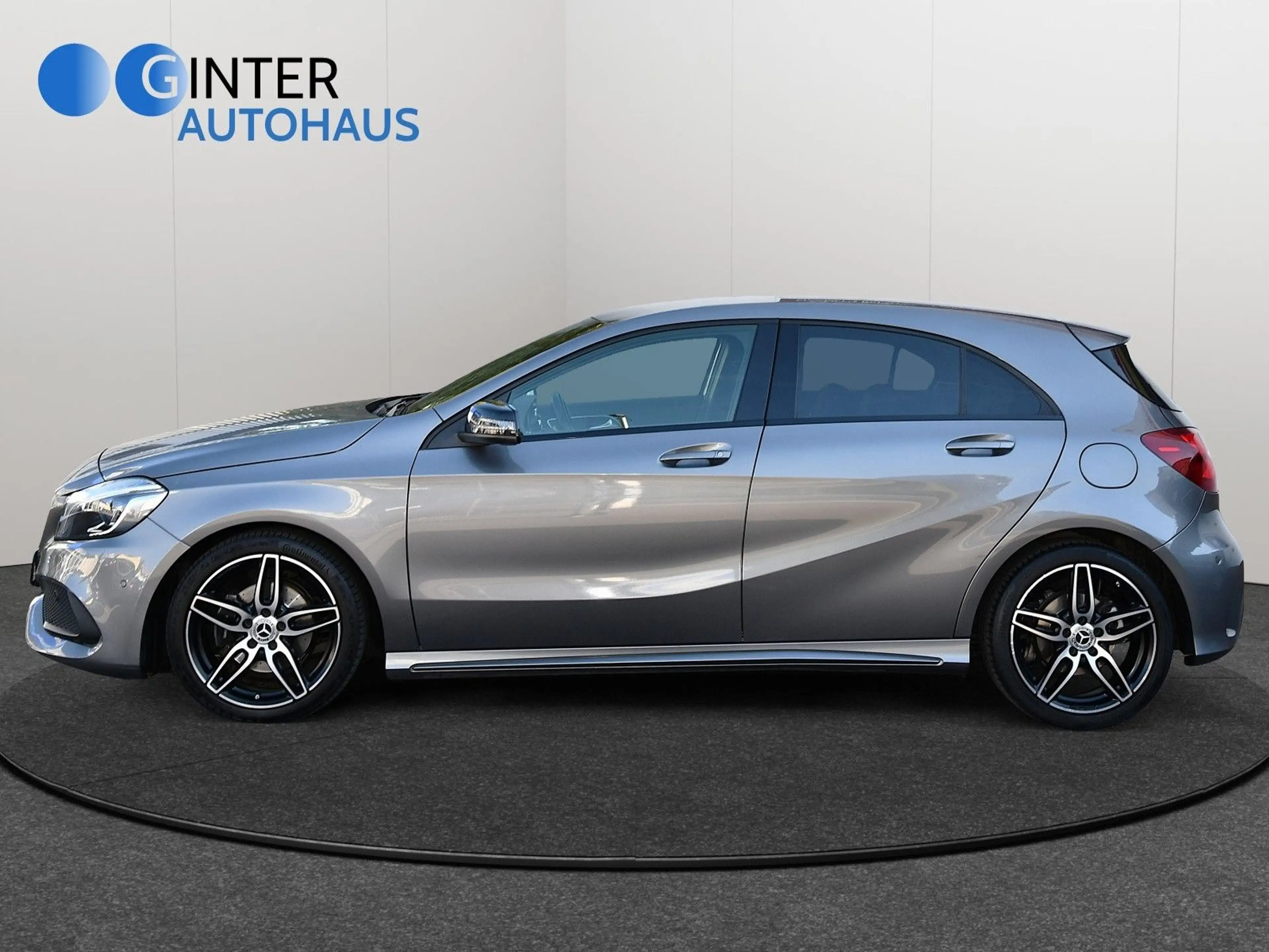 Mercedes-Benz A 200 BlueEfficiency AMG/Sport-Paket*aus 1.Hand* — photo 7