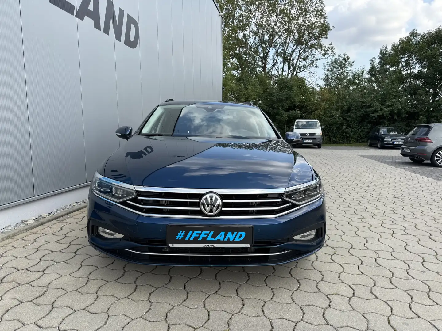 Volkswagen Passat Variant 2.0 TSI*Matrix*Business*Assistenspaket Plus* Bleu - 2