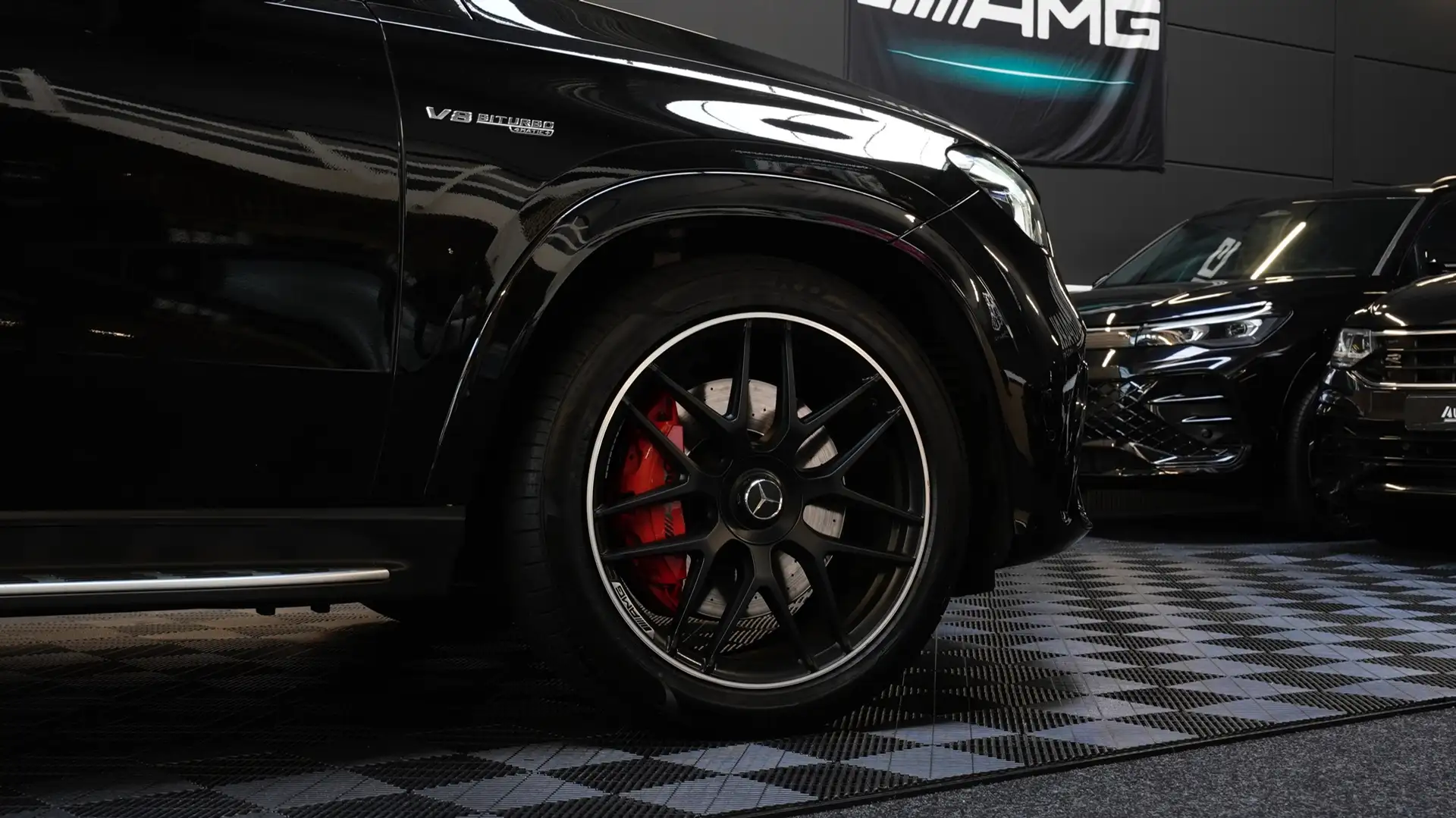 Mercedes-Benz GLE 63 AMG Coupé S 4MATIC+ PANO/HUD/KEYLESS/BURMESTER/GARANTI Zwart - 2