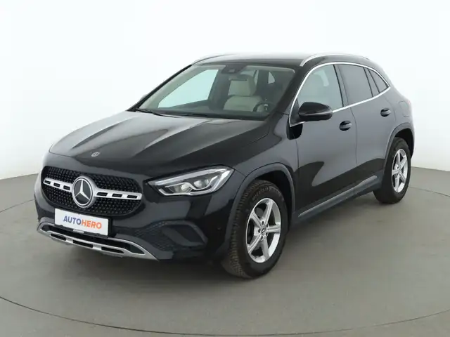 Mercedes-Benz GLA 200 Progressive Aut.*LED*NAVI*TEMPO*CAM*PDC*SHZ*KLIMA*