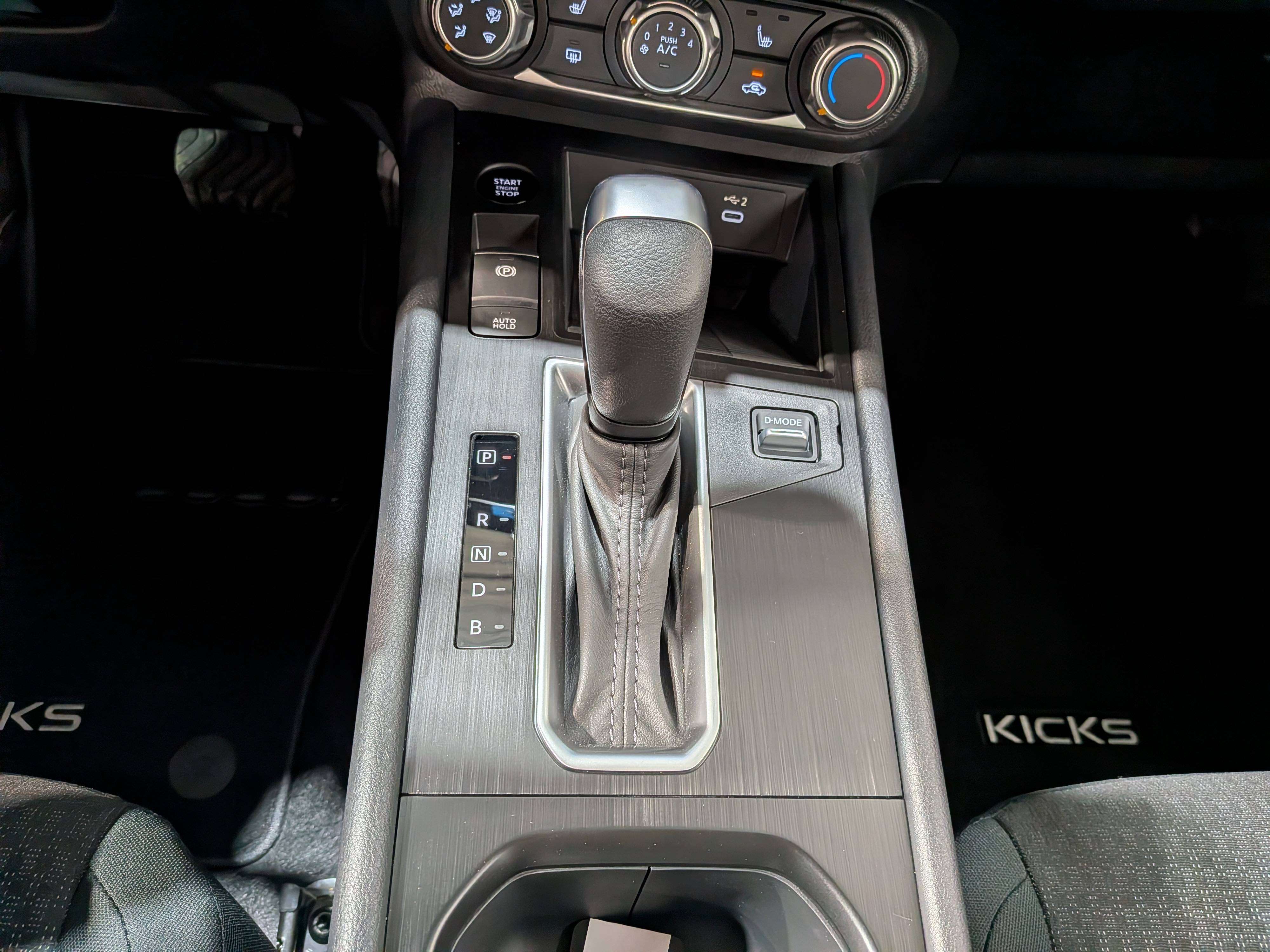 Nissan Kicks 2026