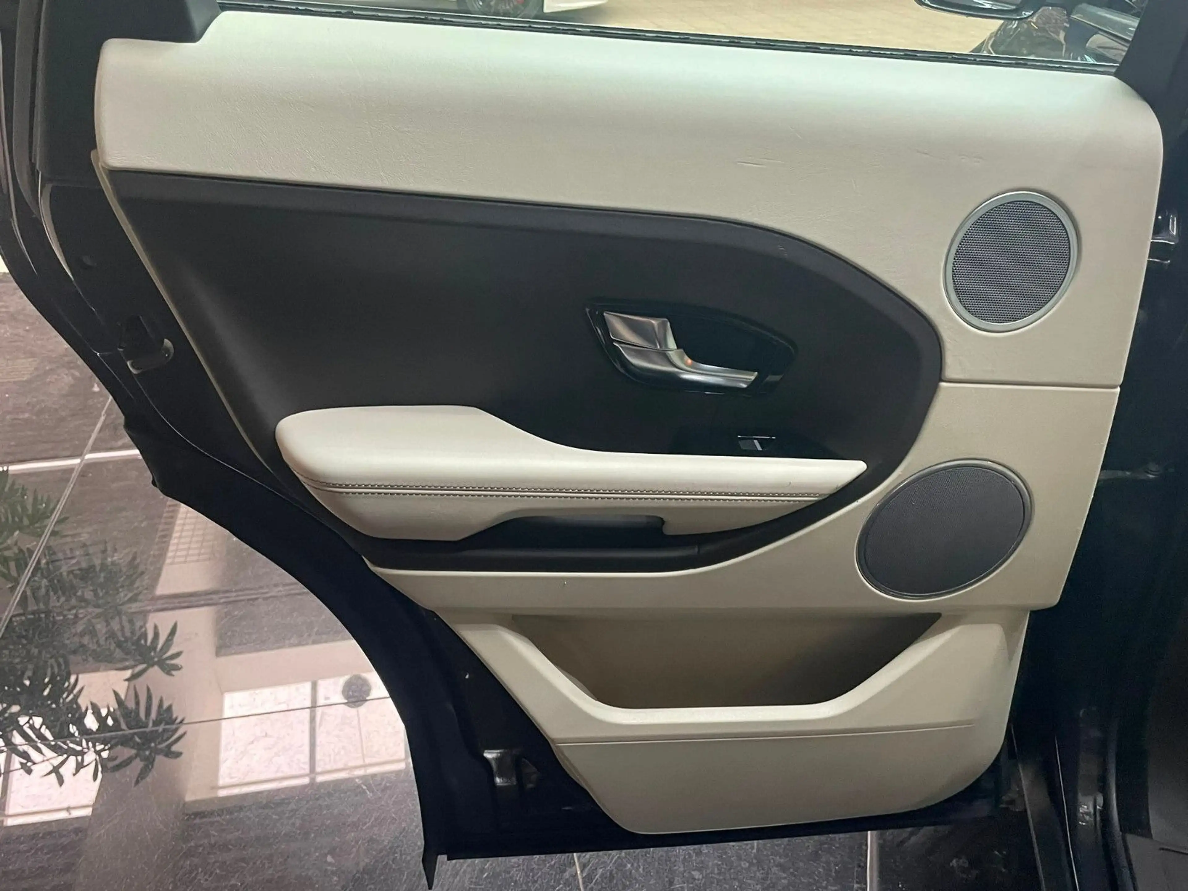 Land Rover Range Rover Evoque Prestige  / Xenon / PANO / — photo 15