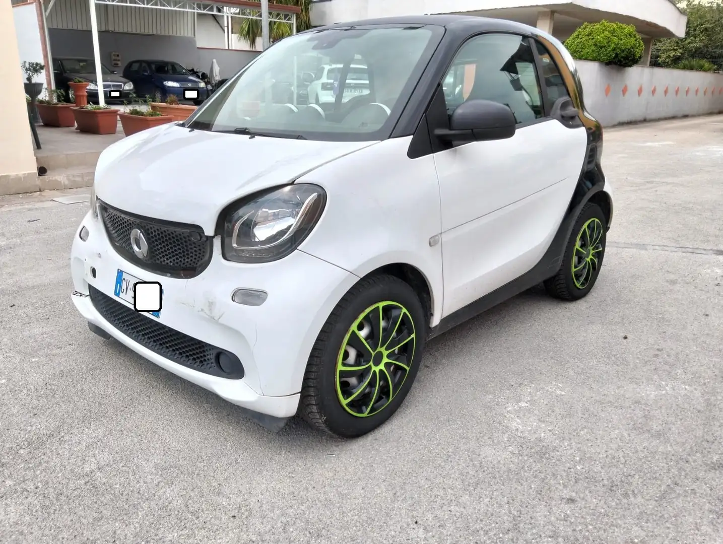 smart forTwo Fortwo 1.0 Youngster 71cv Bianco - 1