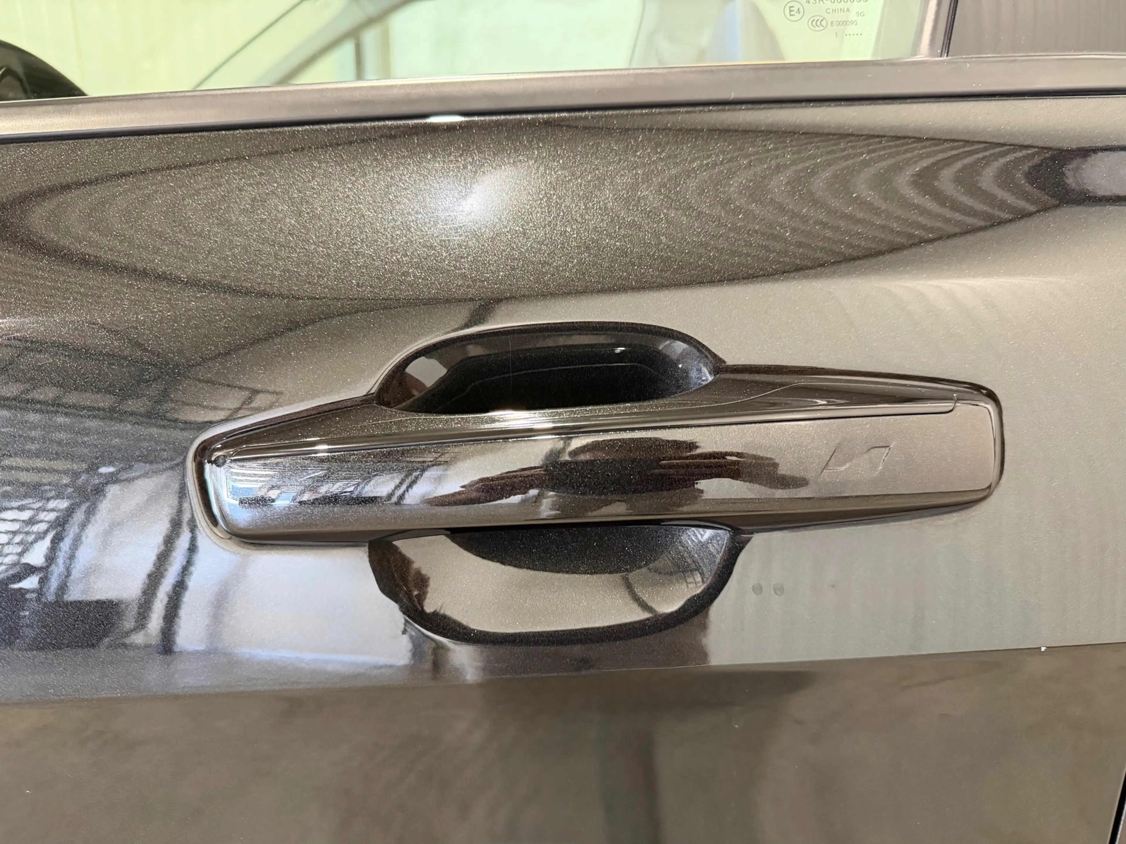 Lynk & Co 01 1.5 BLACK ON BLACK PANO|CARPLAY|CAM|VOL — photo 15