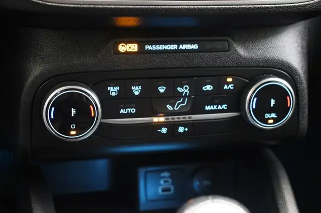 Ford Focus view 7