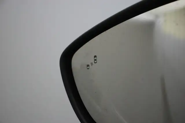 Ford Focus view 8