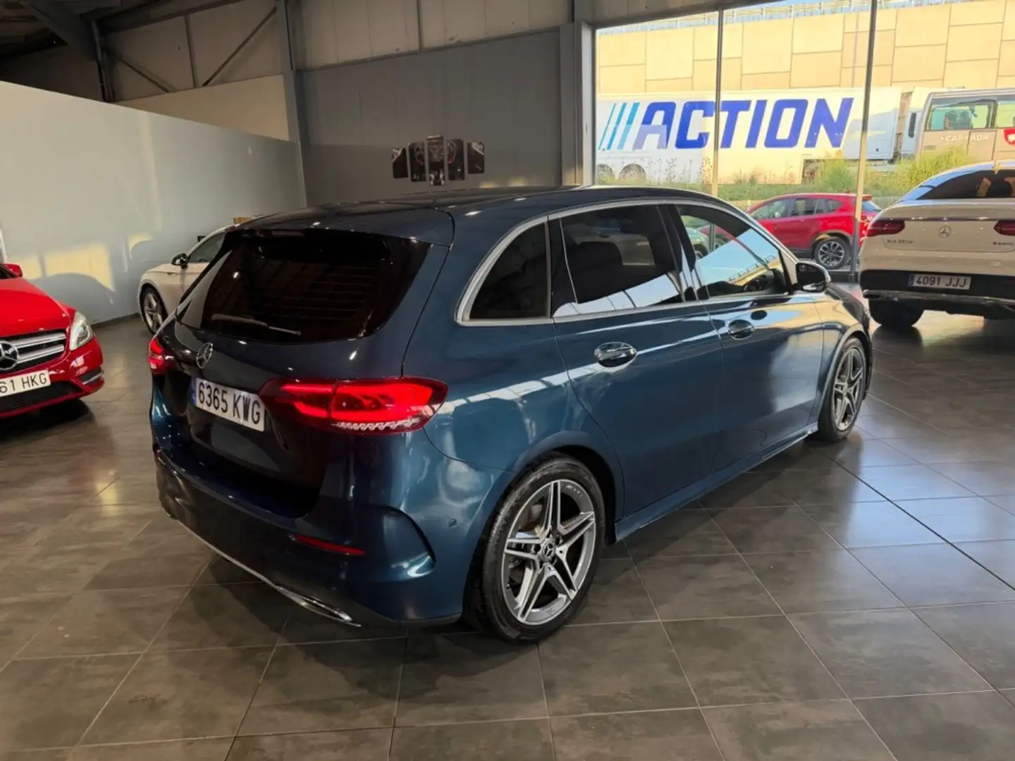 Mercedes-Benz B 180 180d 7G-DCT Azul - 2