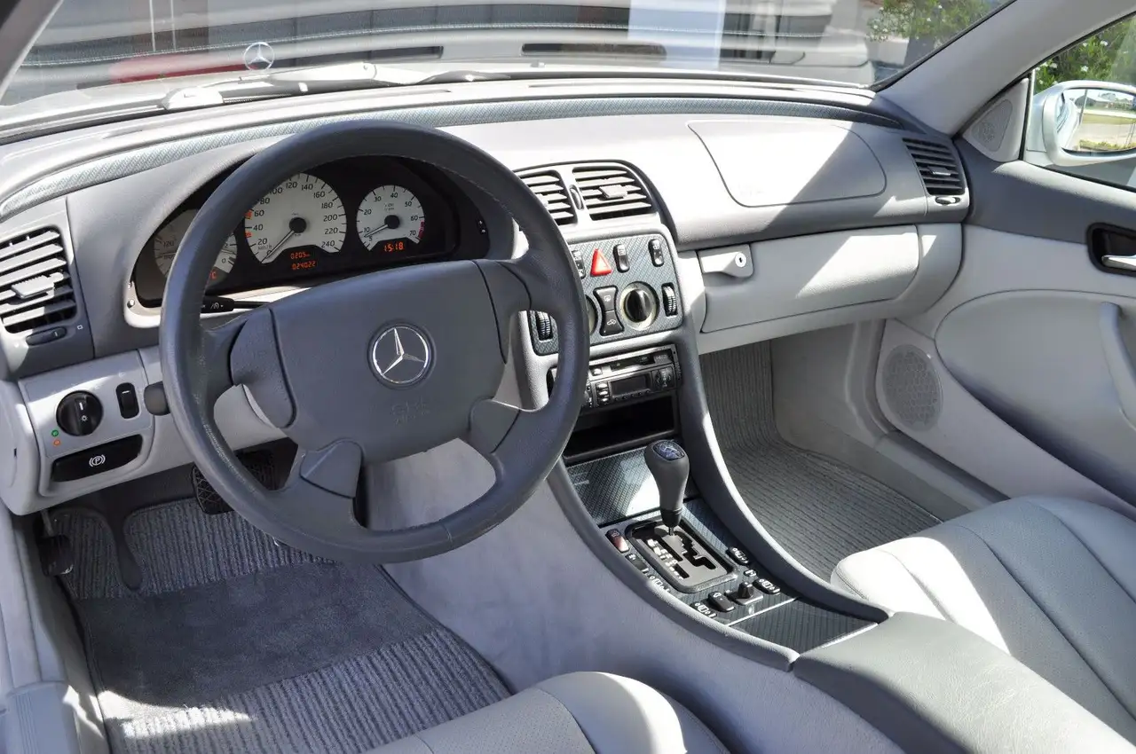 Mercedes-Benz CLK 200 Sport Cabrio 1. Hand mit original 24 TKM, foto 10