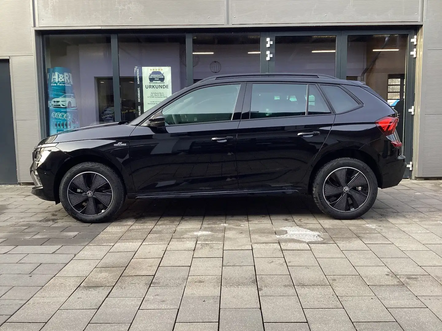 Skoda Kamiq 1,5 TSI DSG Monte Carlo LED+Navi+AHK+ACC Schwarz - 1