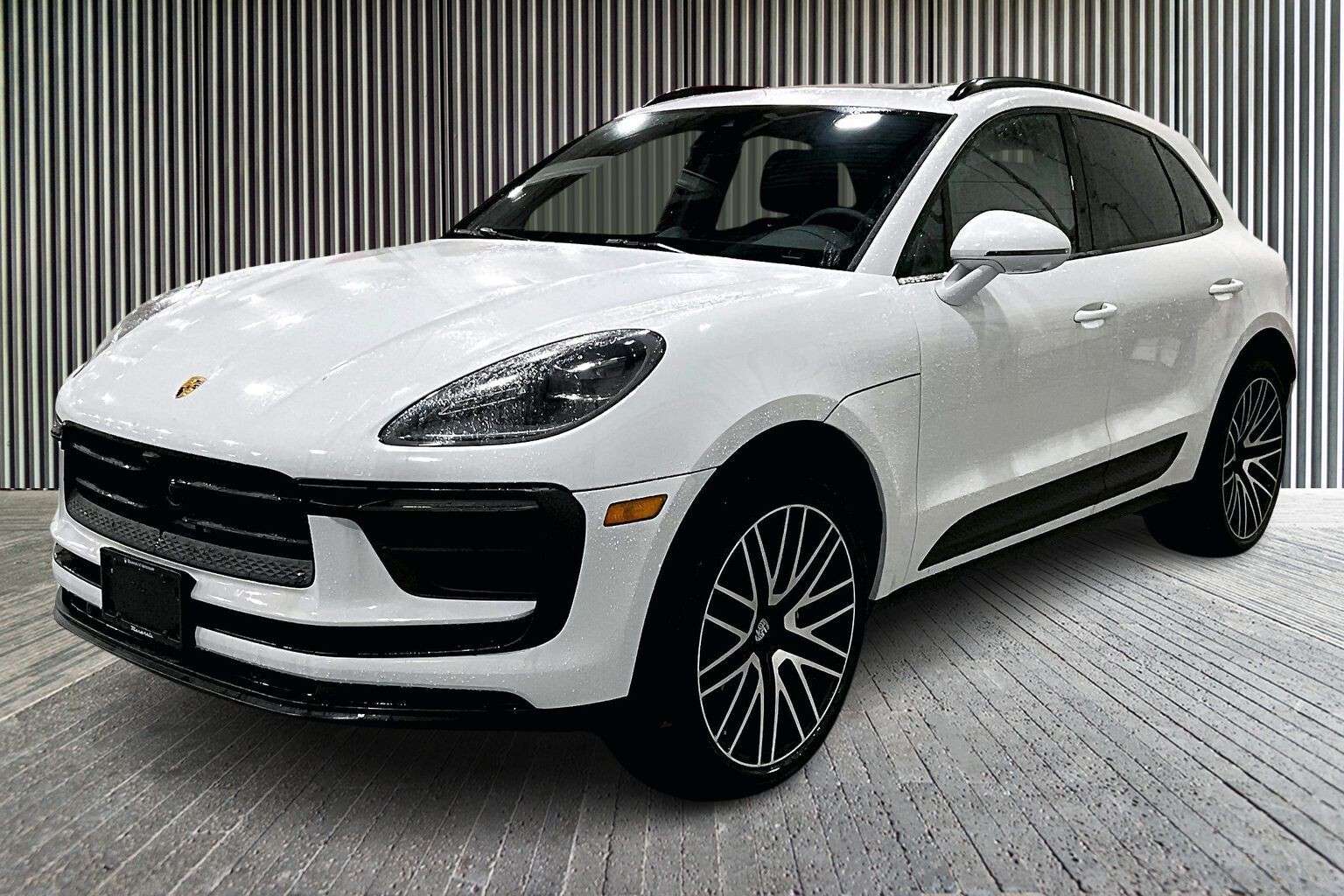 2025 Porsche Macan AWD
