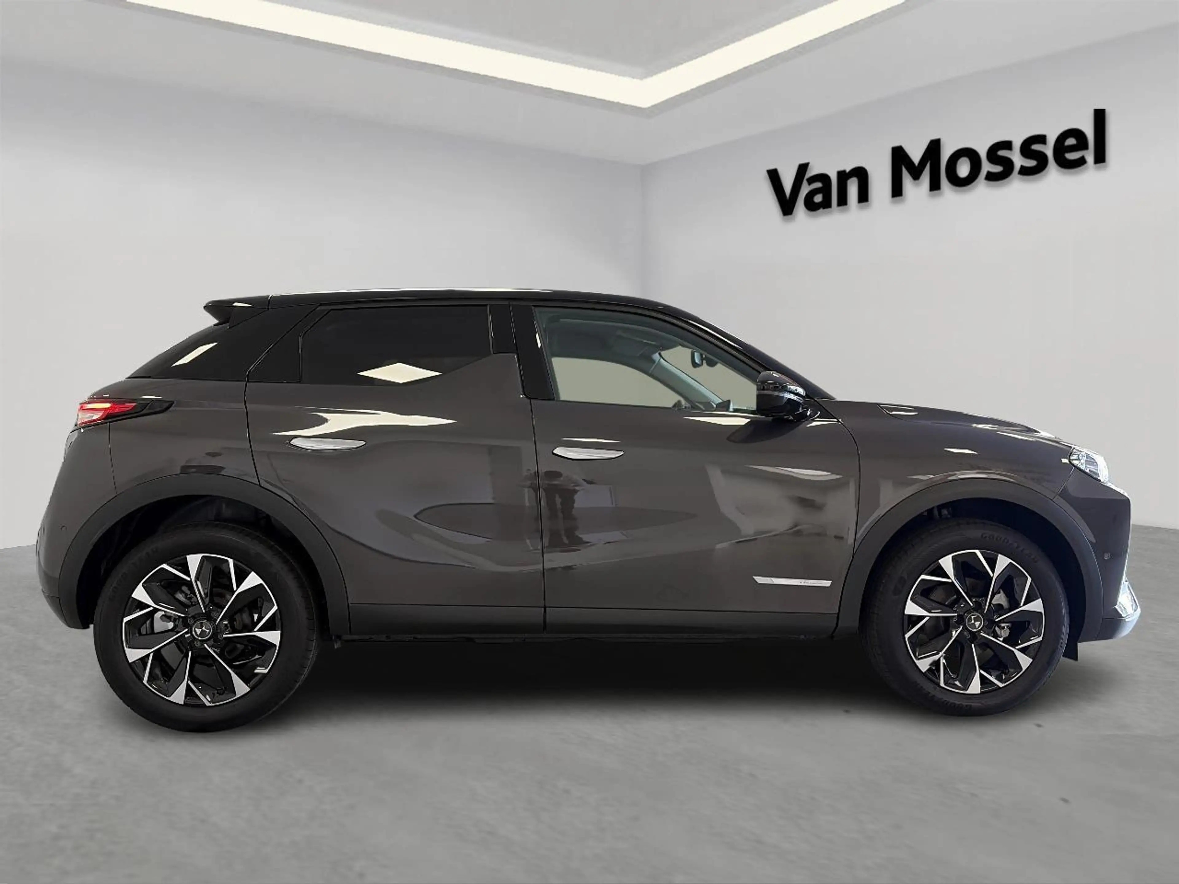 DS Automobiles DS 3 PureTech 130 Auto Antoine de Saint Exupe — photo 5