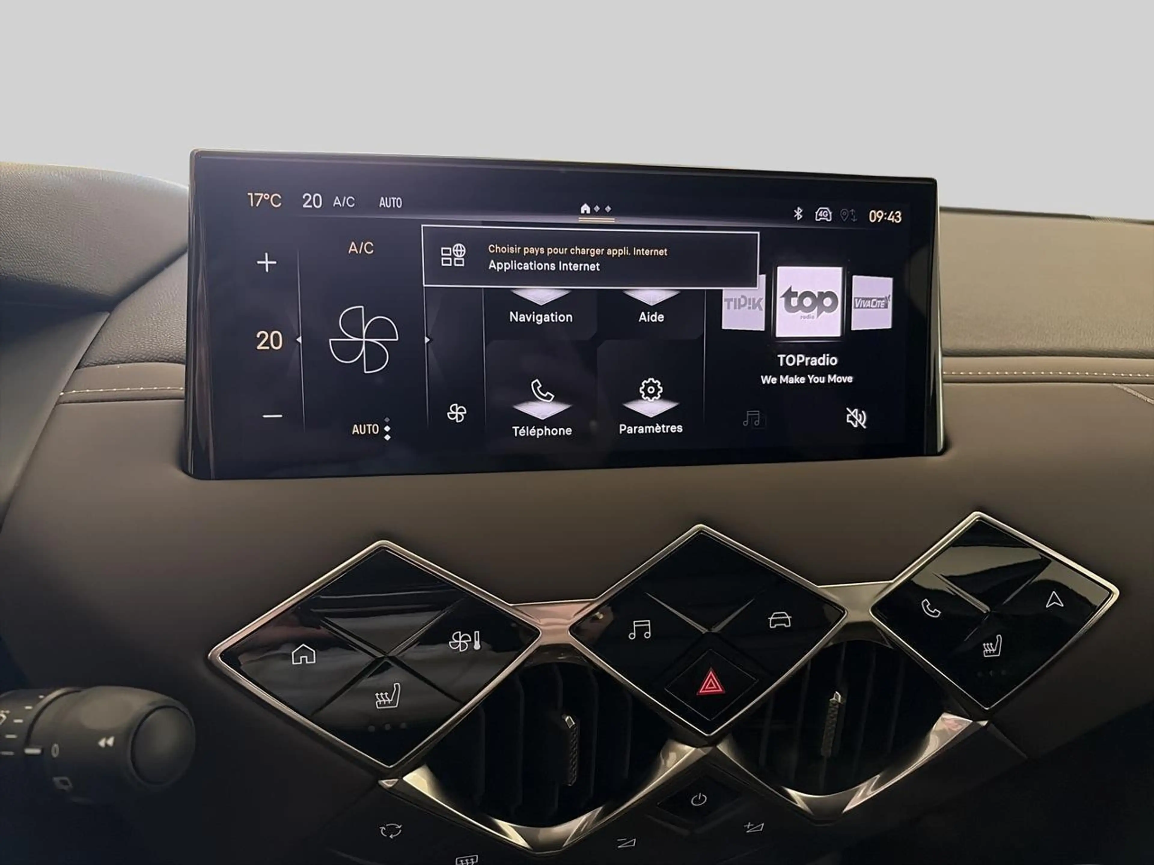 DS Automobiles DS 3 PureTech 130 Auto Antoine de Saint Exupe — photo 12