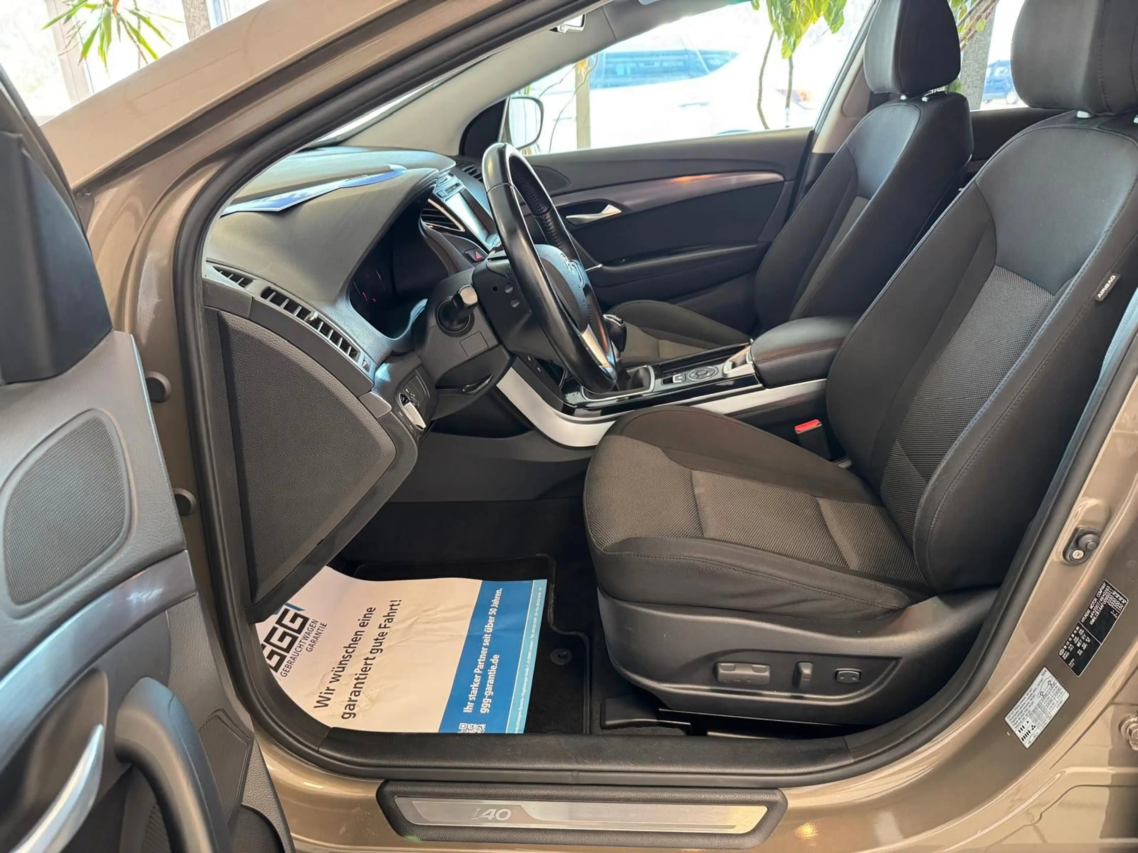 Hyundai i40 cw FIFA World Cup Edition *Anhängerkupplung* — photo 10