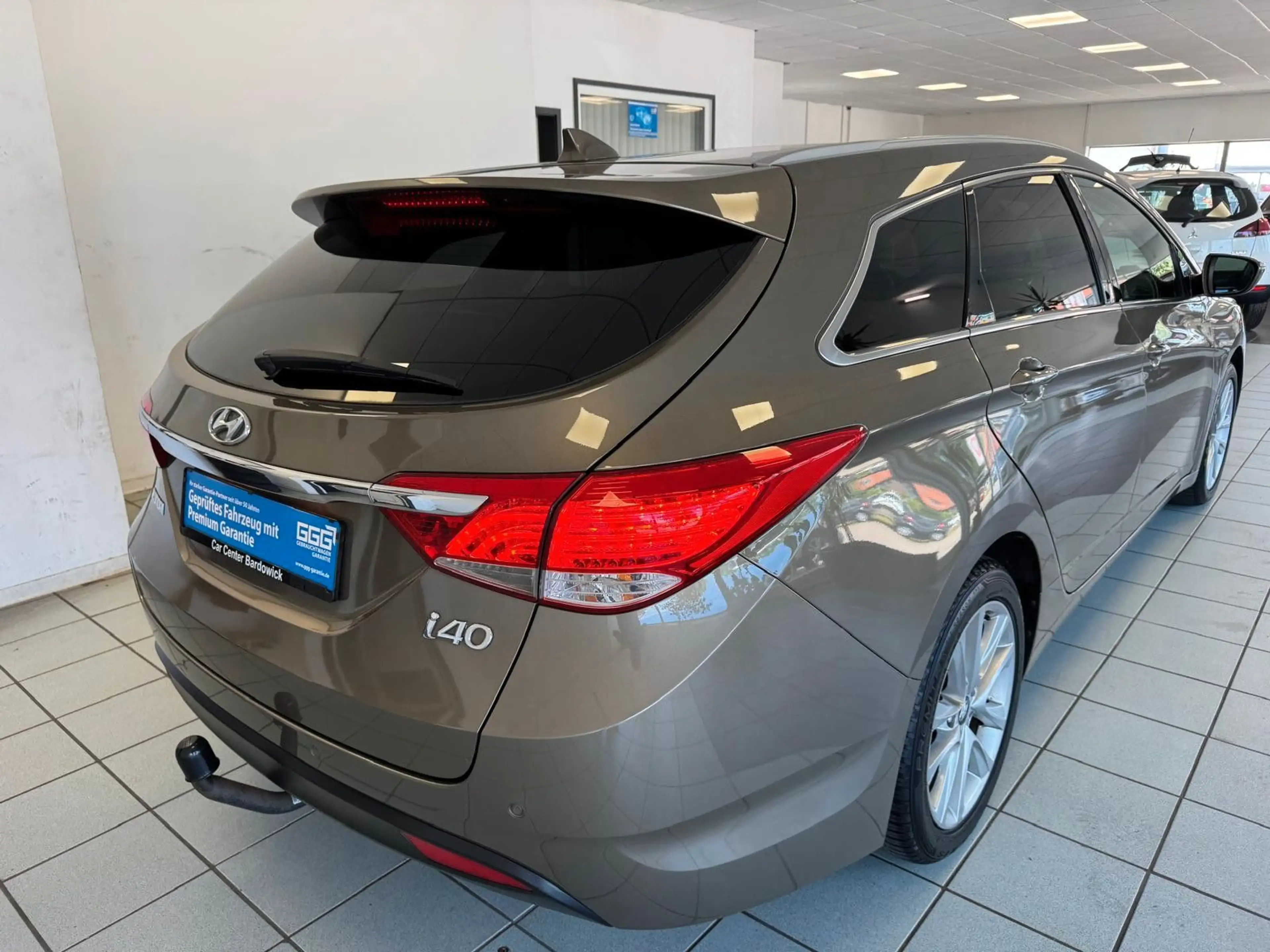 Hyundai i40 cw FIFA World Cup Edition *Anhängerkupplung* — photo 5