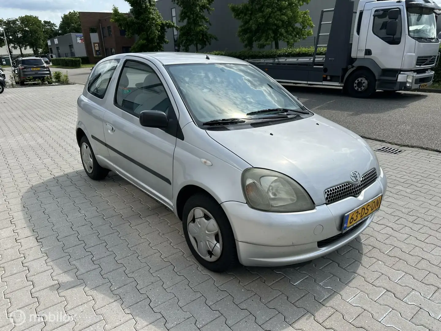 Toyota Yaris 1.0-16V VVT-i handel export Gris - 2