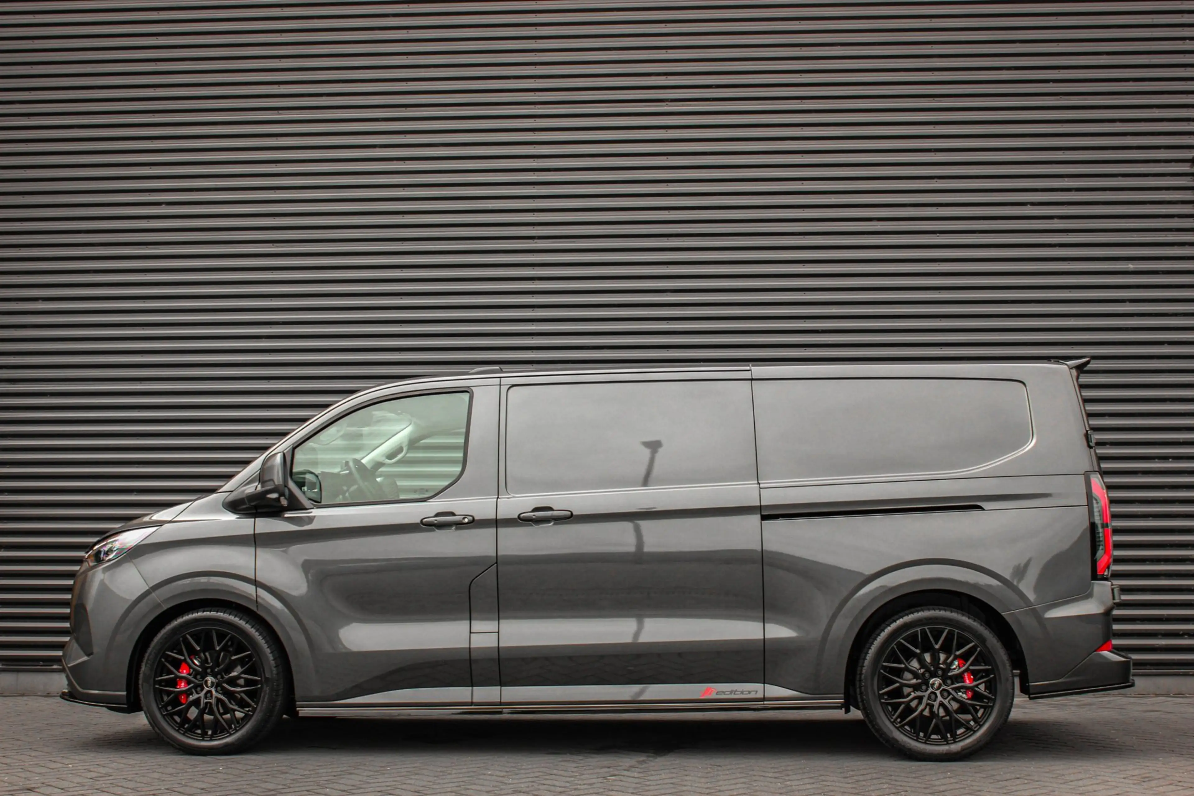Ford E-Transit Cust. L2H1 Limited 71kWh 218PK 3-ZITS / JB-EDITON — photo 5
