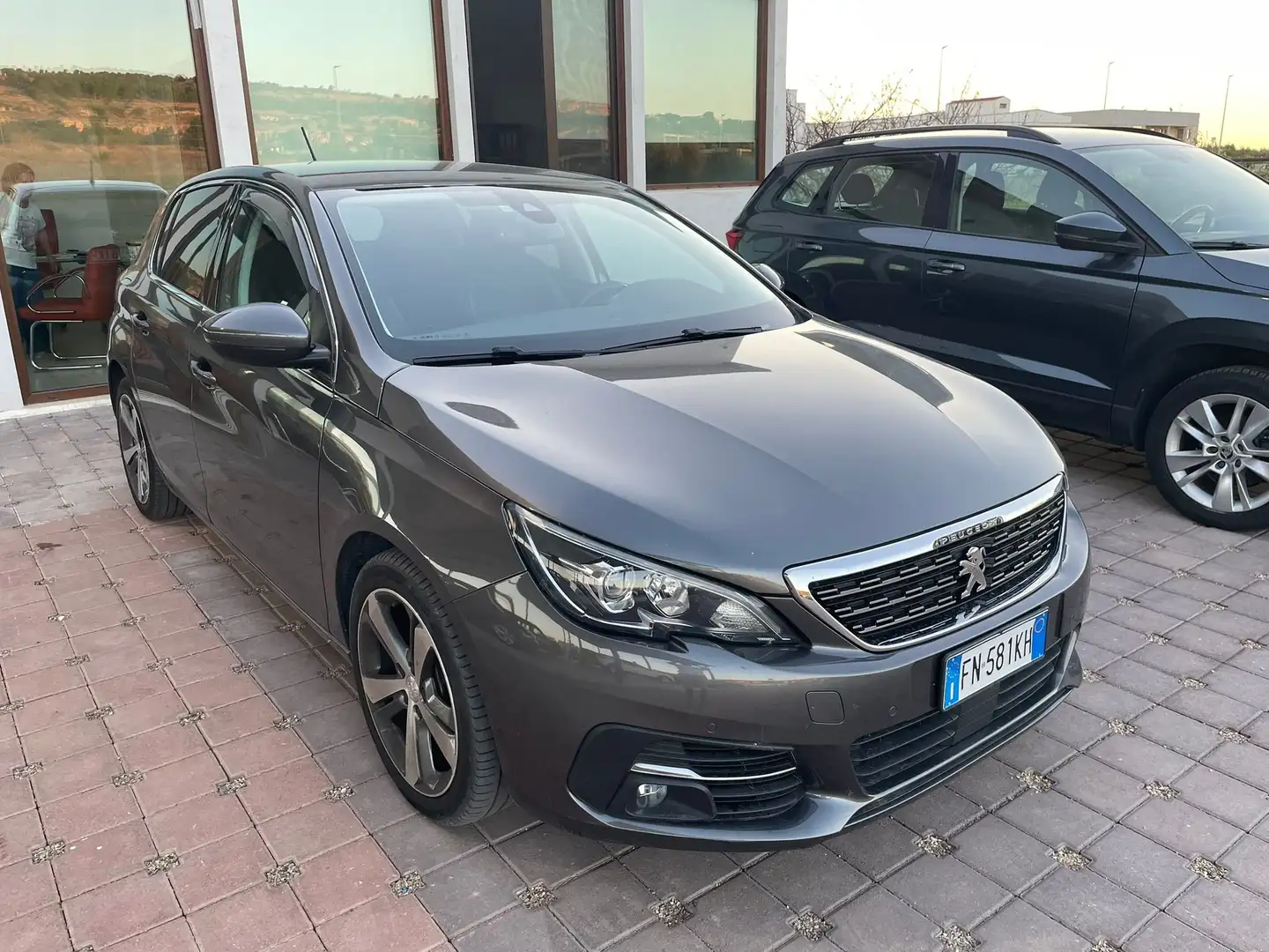 Peugeot 308 308 II 2018 5p 1.6 bluehdi Allure s Grigio - 1