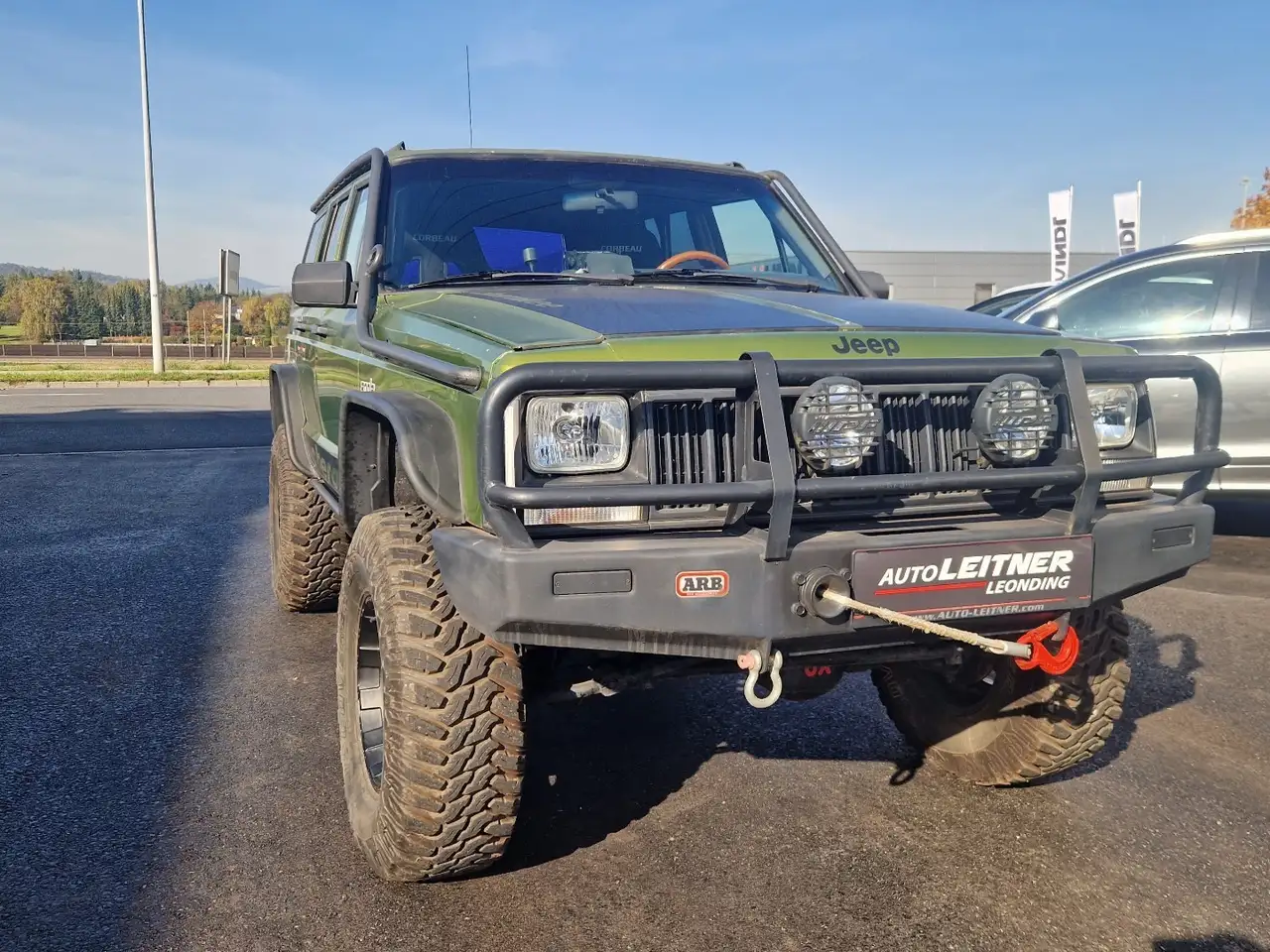 Jeep Cherokee 4,0 Limited Aut., foto 3