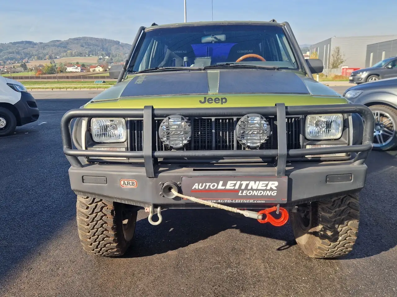 Jeep Cherokee 4,0 Limited Aut., foto 2