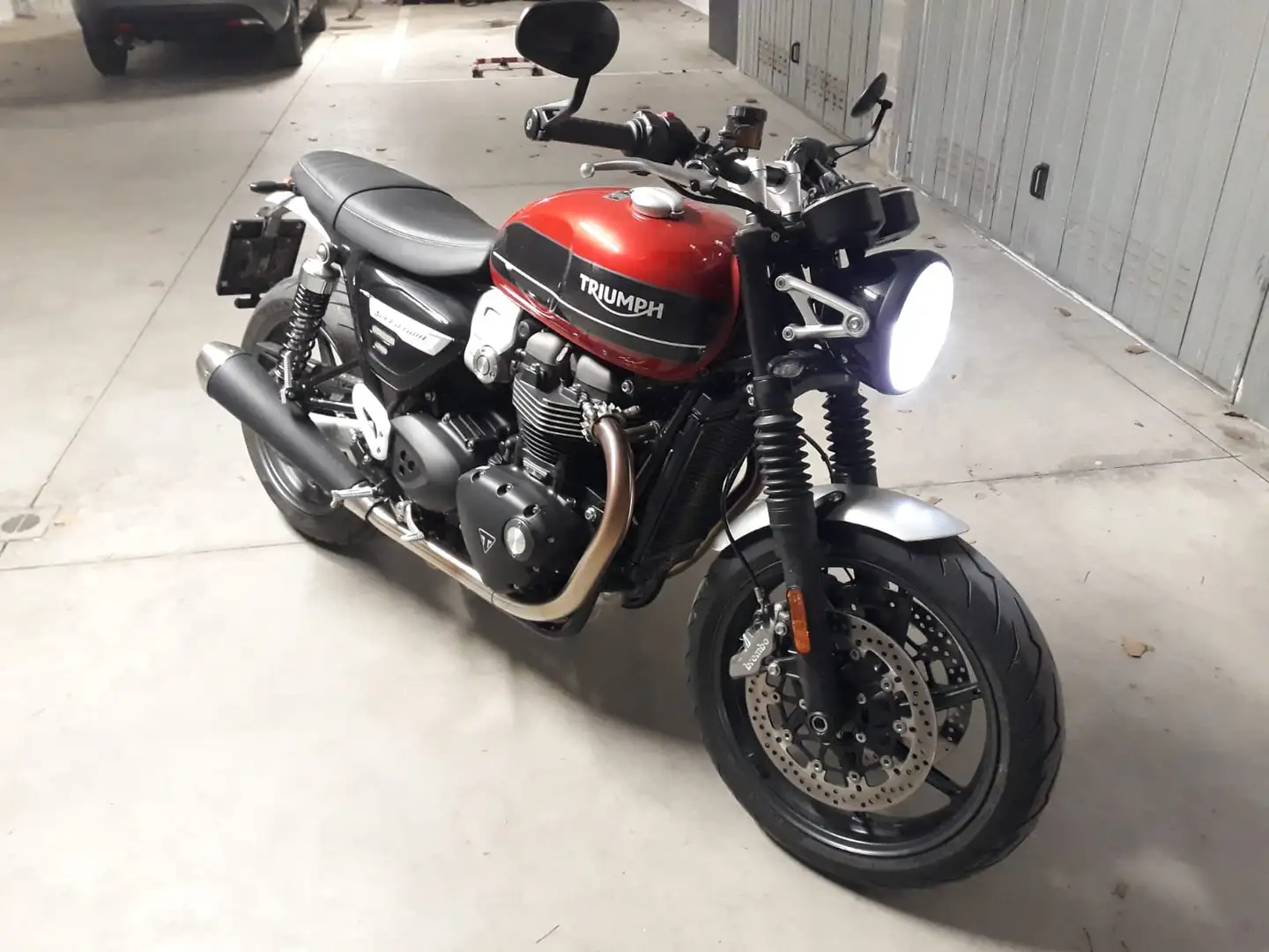 Triumph Speed Twin Rosso - 1