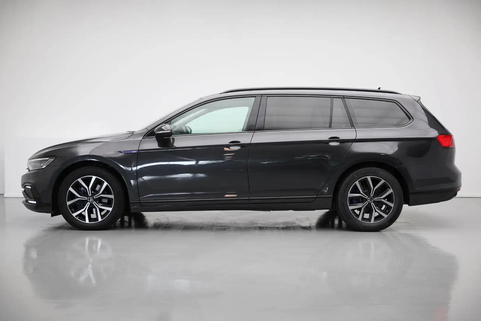 Volkswagen Passat Variant 1.4 TSI PHEV GTE Business |Adaptive|Carplay|Camera Grau - 2