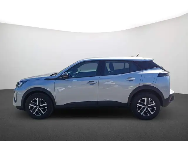 Peugeot 2008 view 4