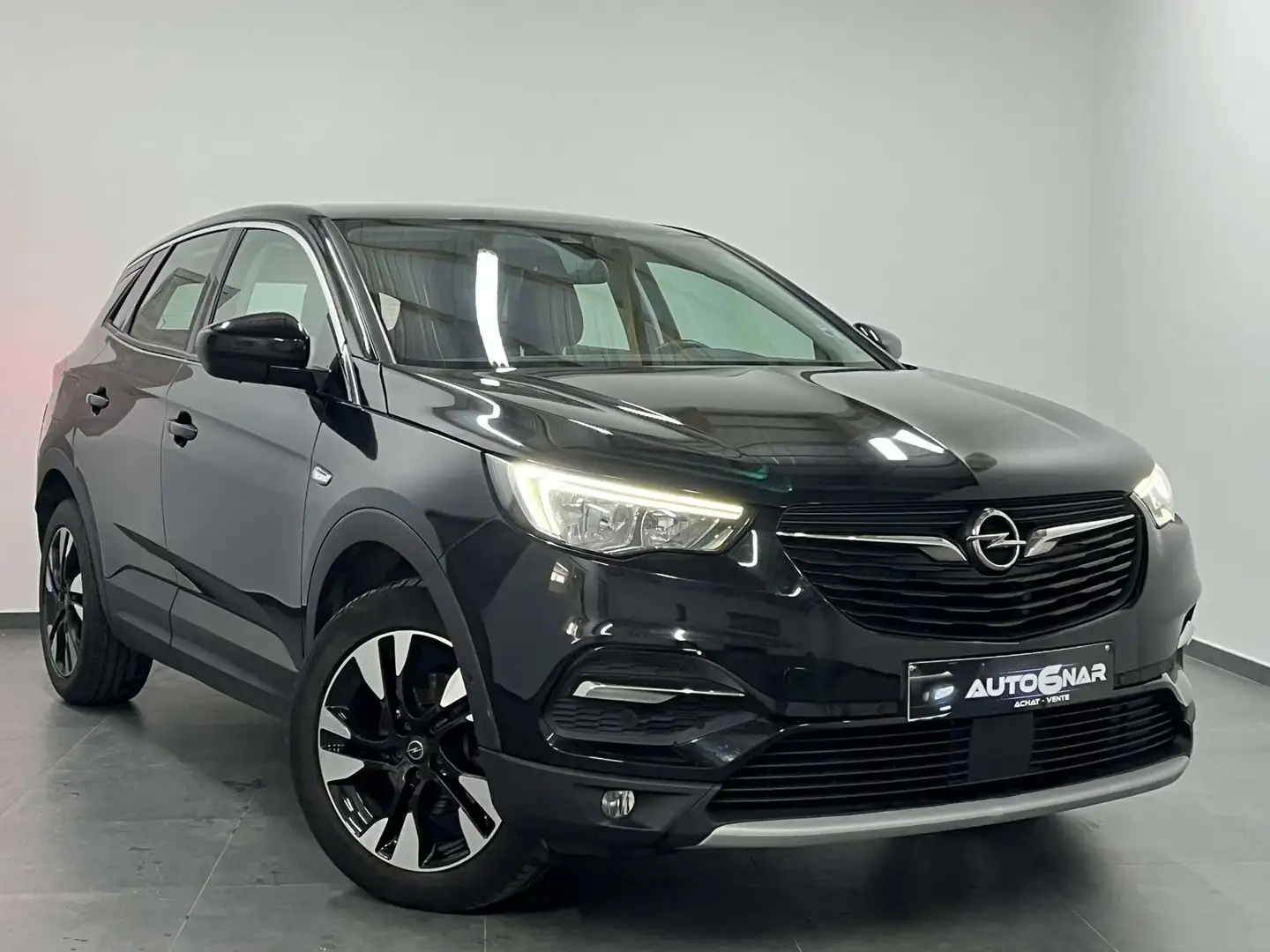 Opel Grandland X 1.5 Turbo (EU6.2)  - 1erMain - CarPlay - Camera Noir - 1